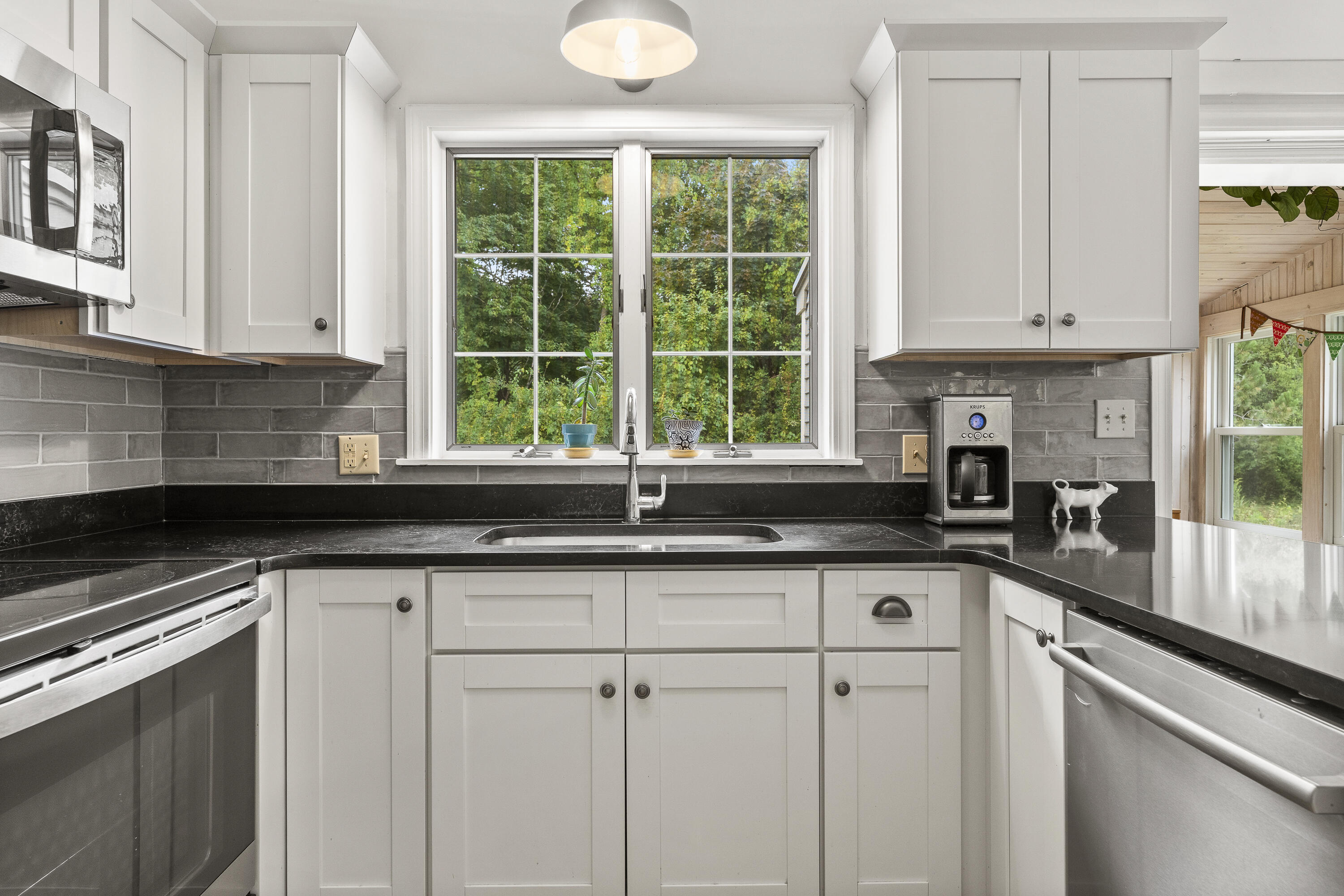 8 Riverbend Drive 8
