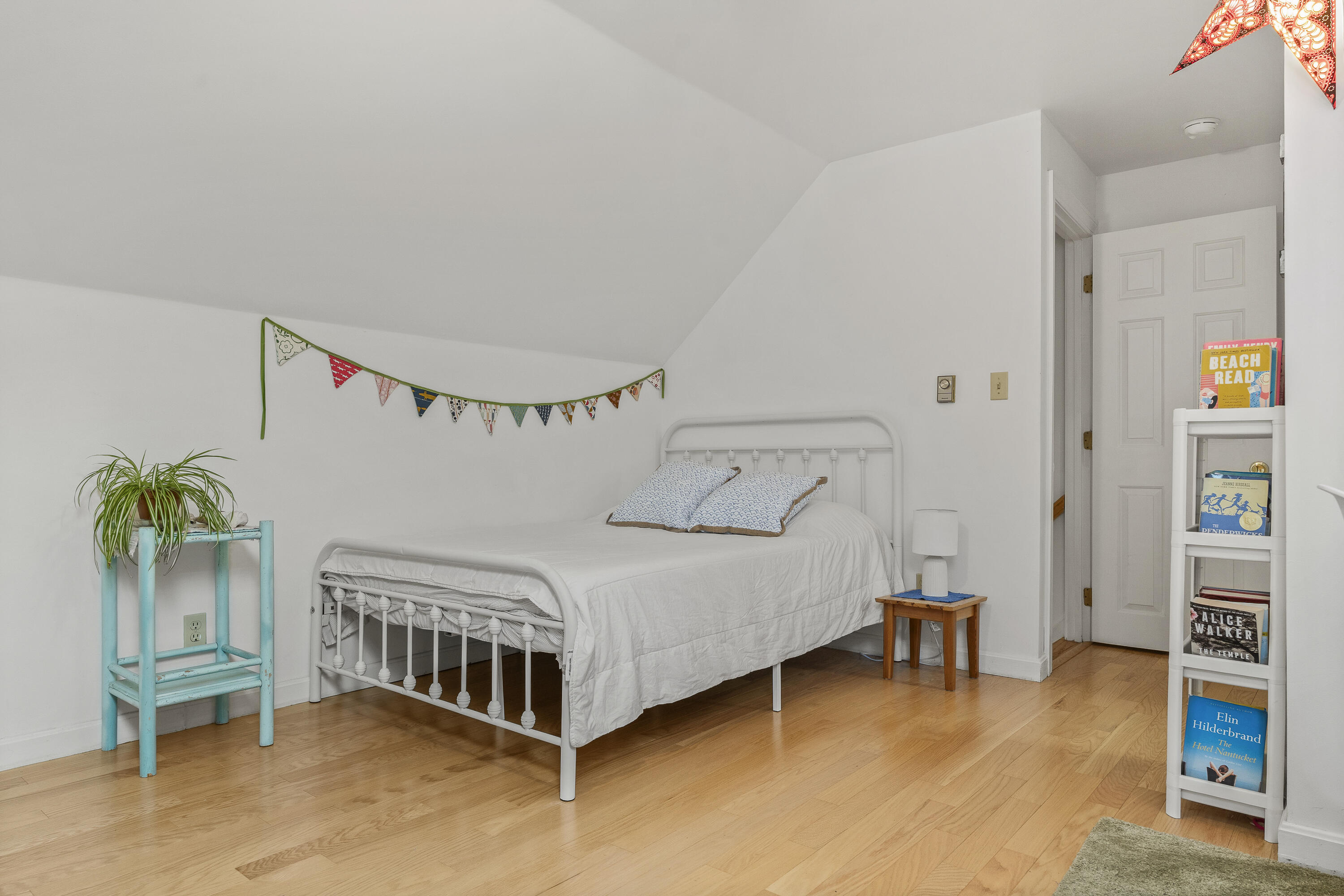 8 Riverbend Drive 8