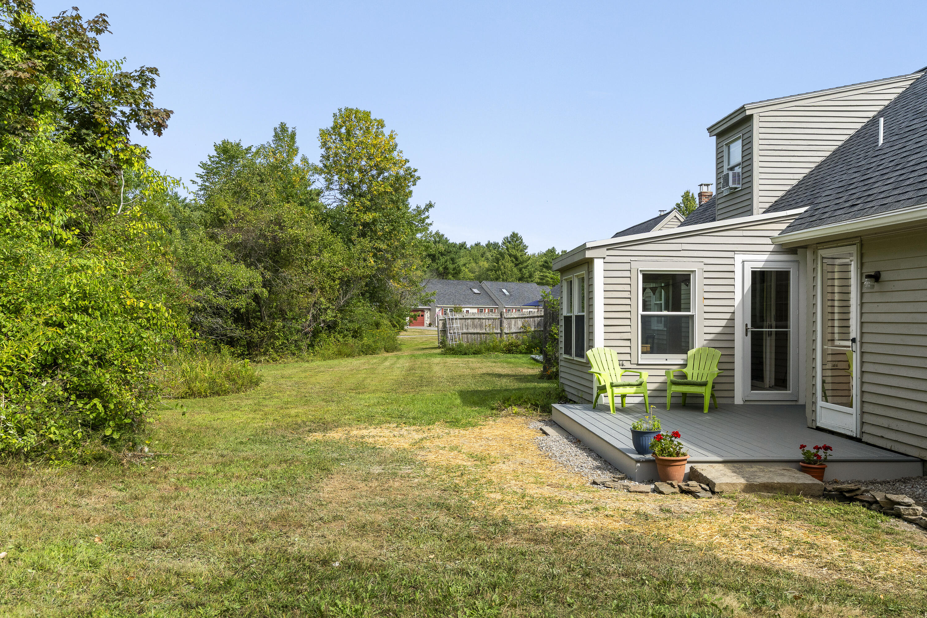 8 Riverbend Drive 8