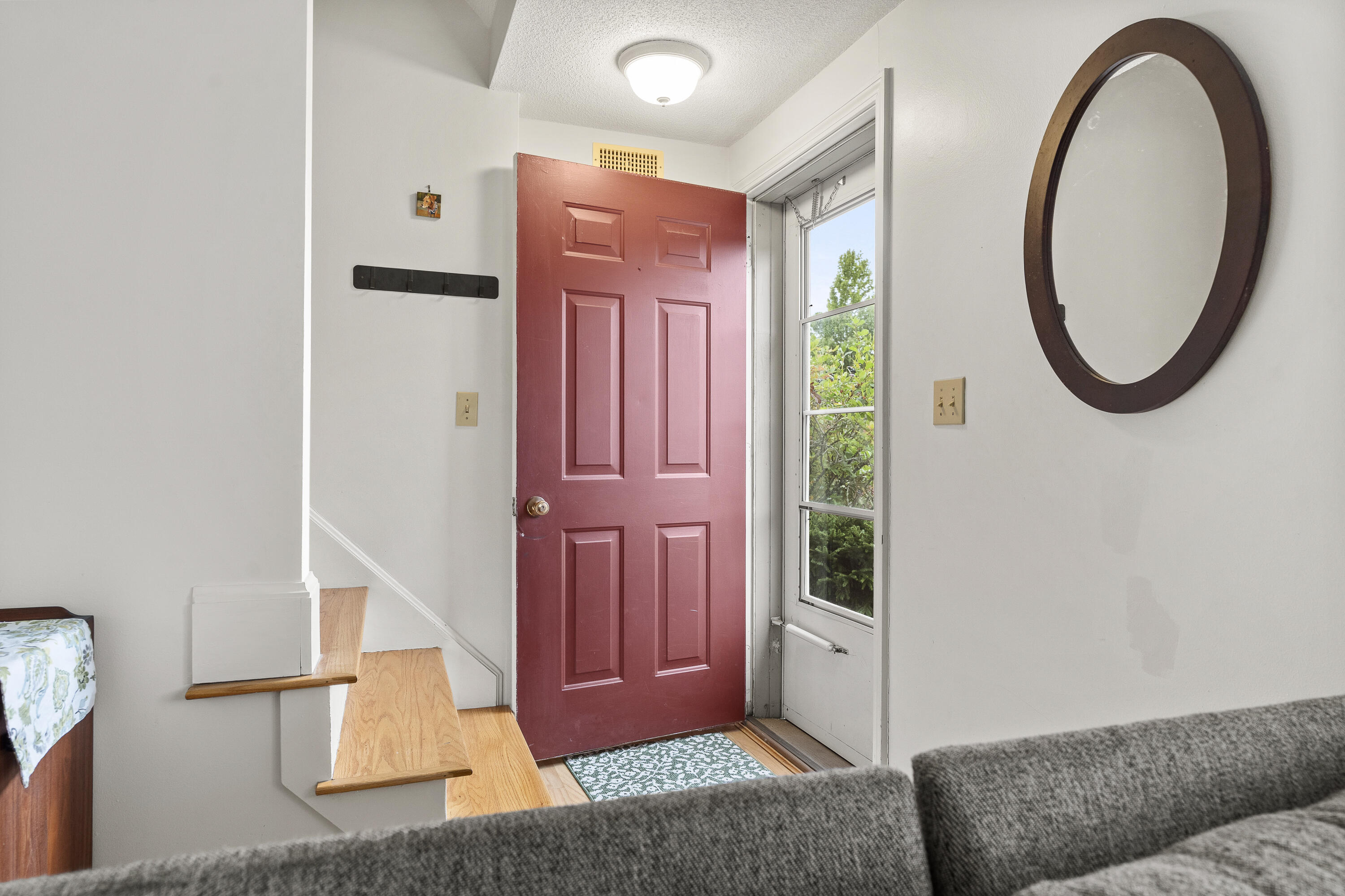 8 Riverbend Drive 8