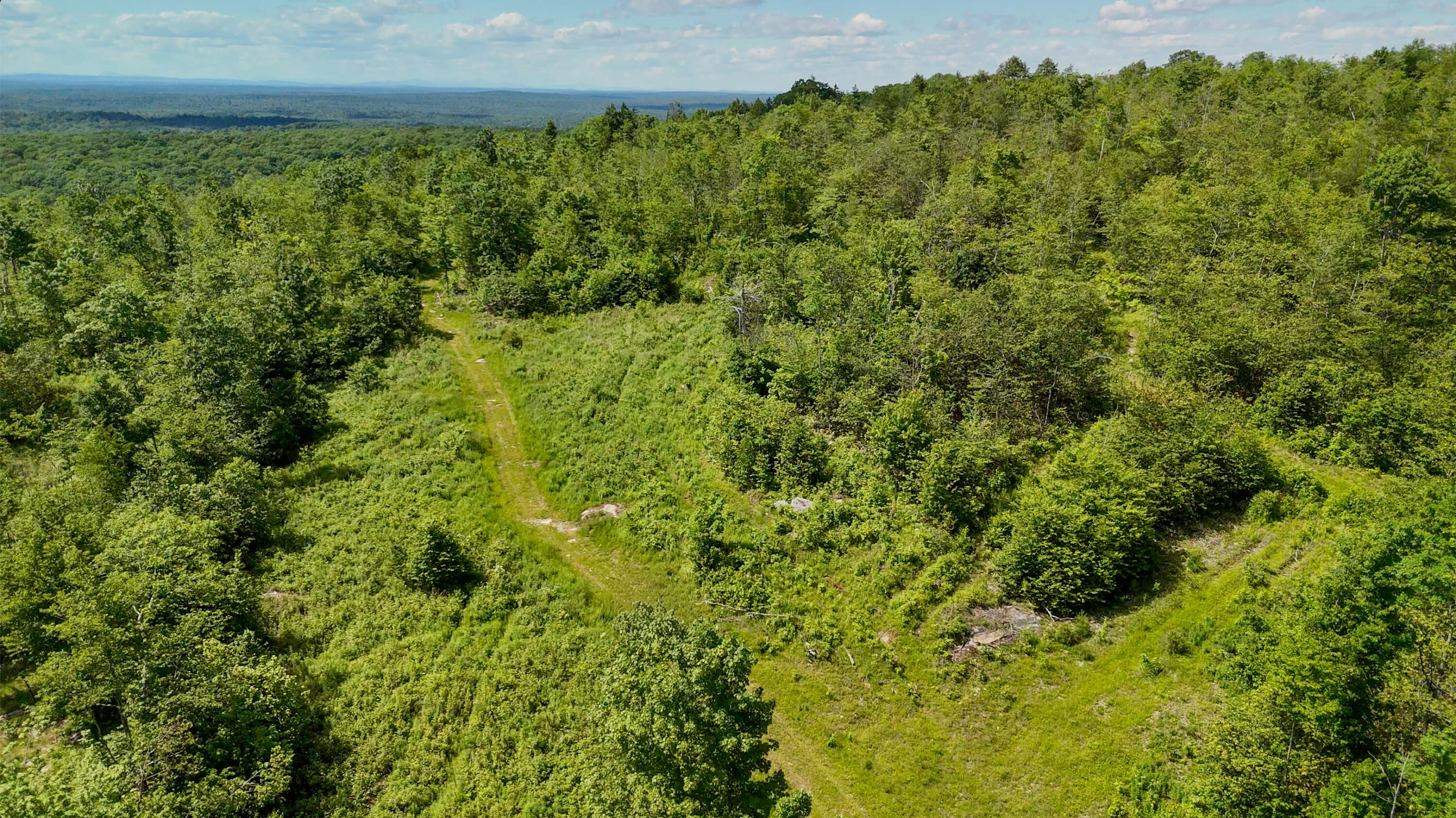 775 Old County Road