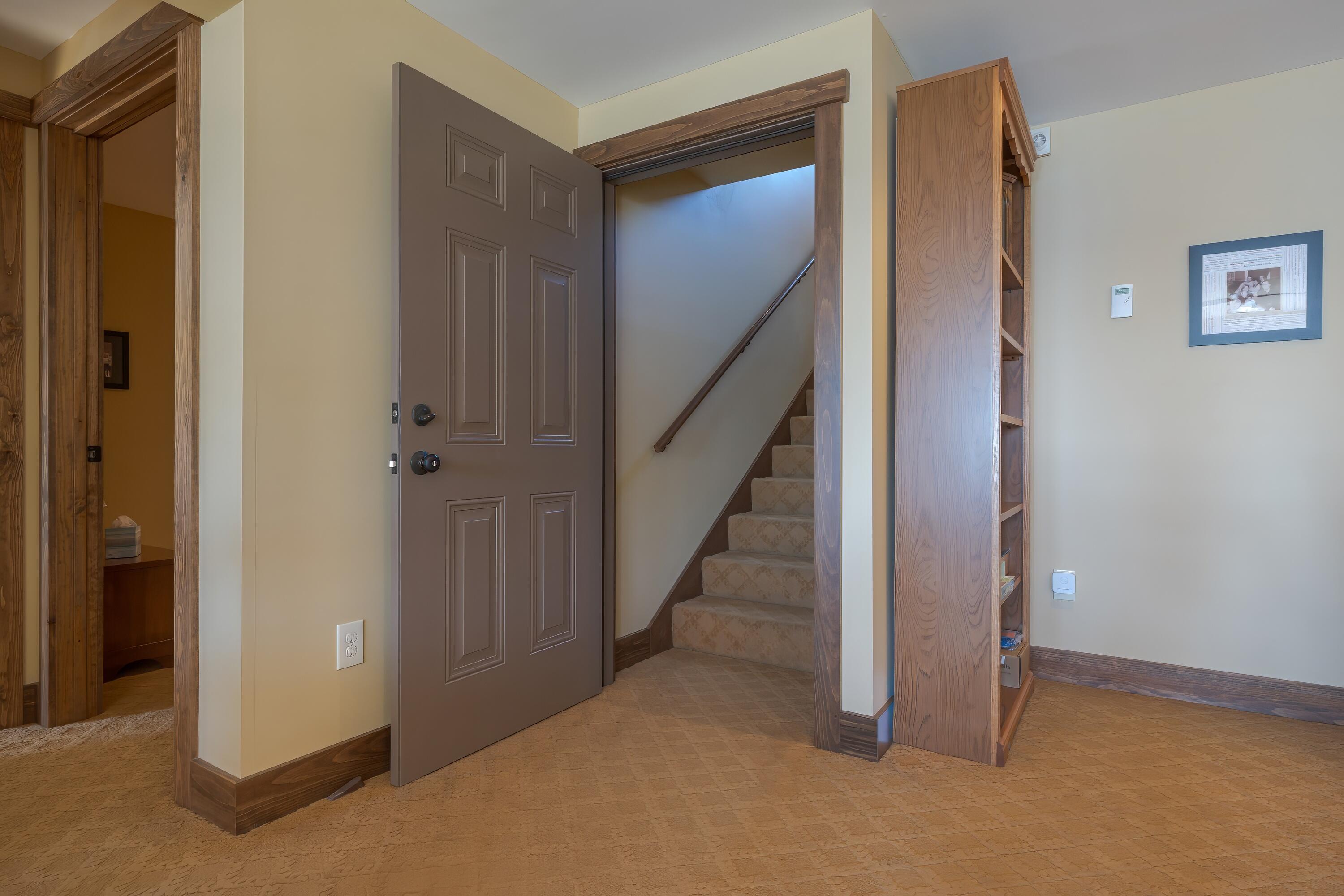 84 Carver Lane