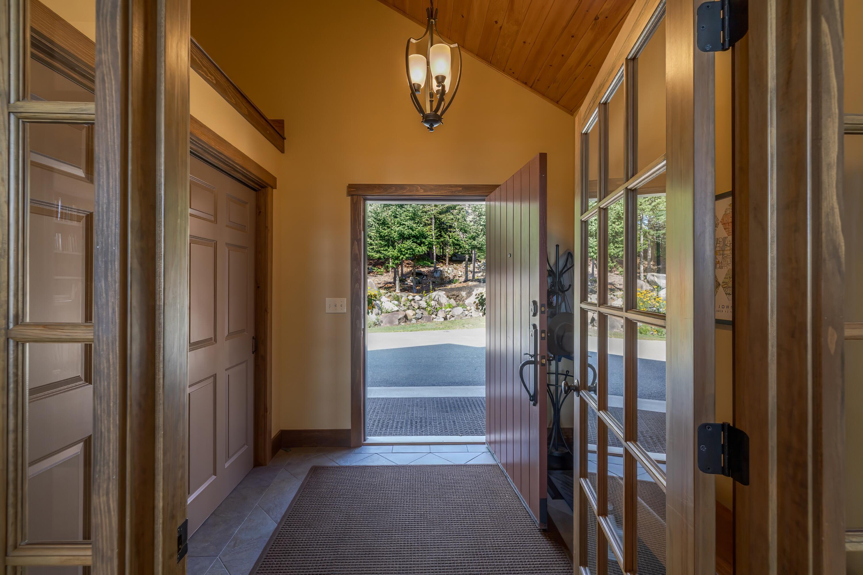 84 Carver Lane