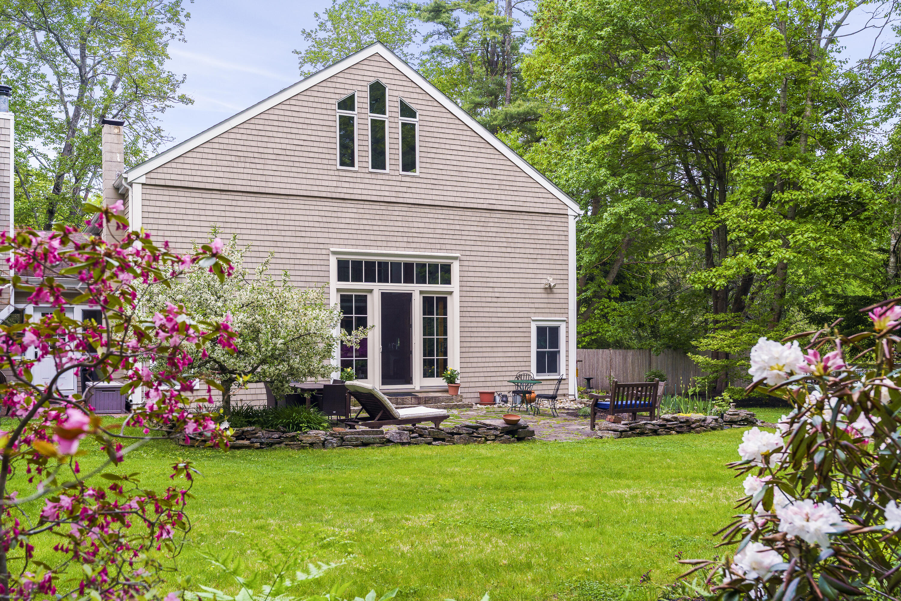 9 Conifer Ridge Road