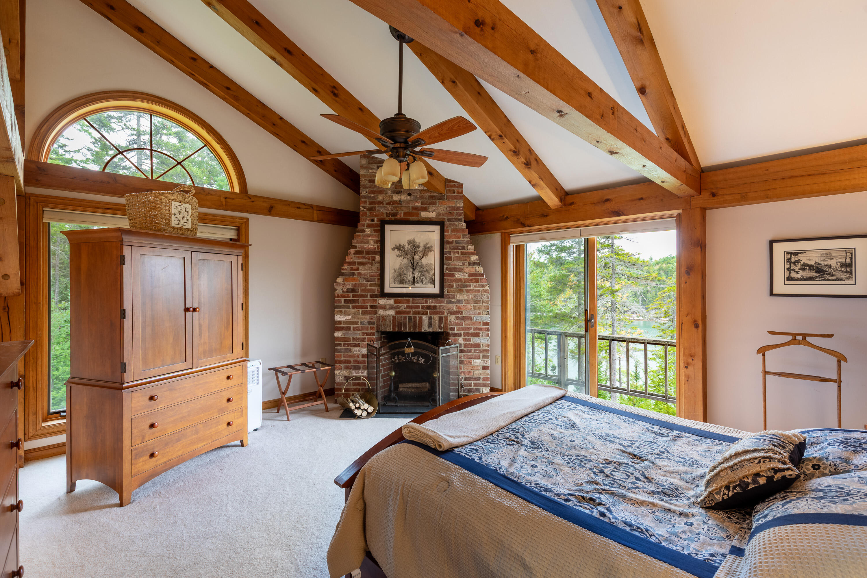 17 River Wind Lane
