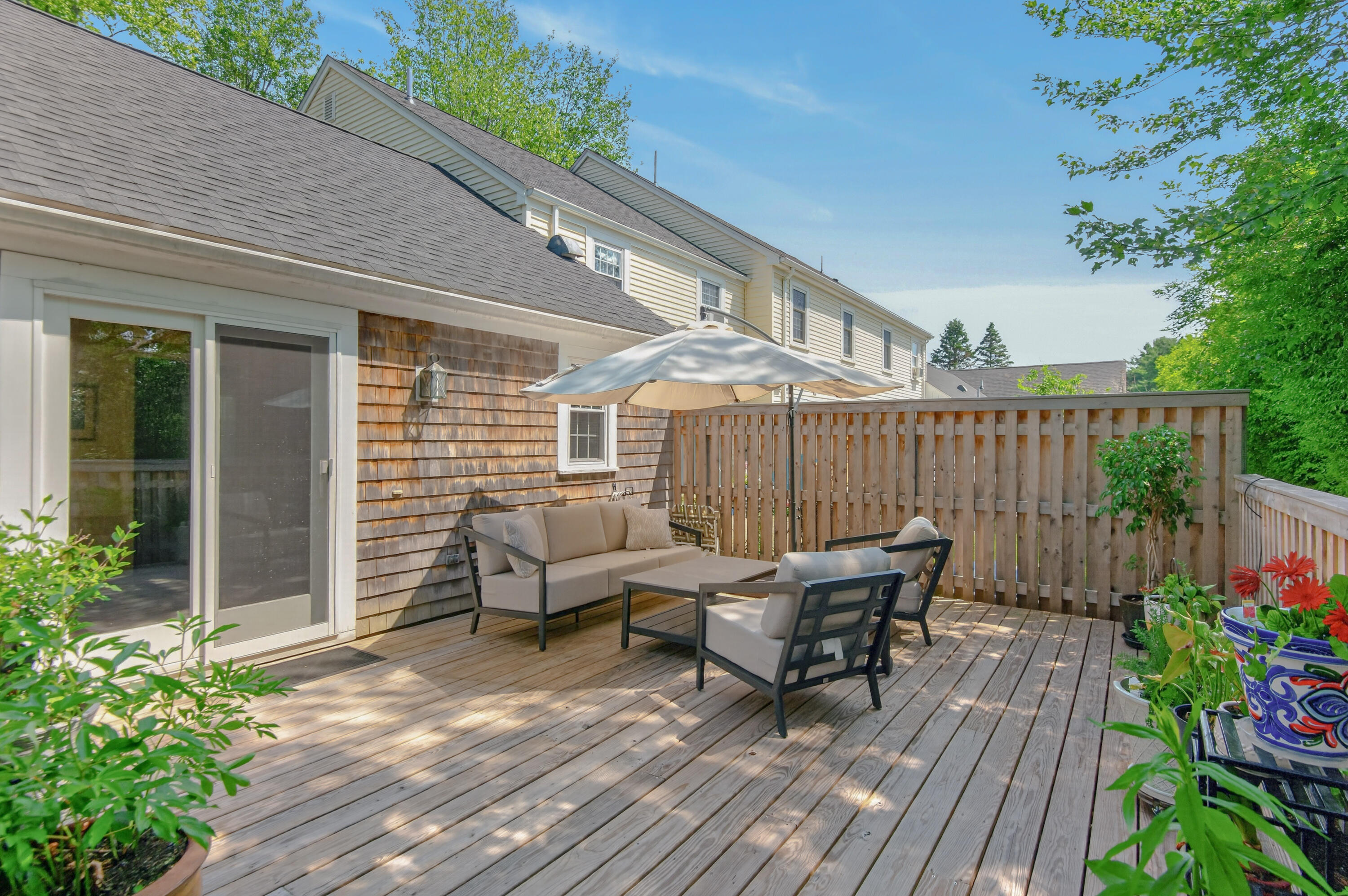 46 Colonial Village 46