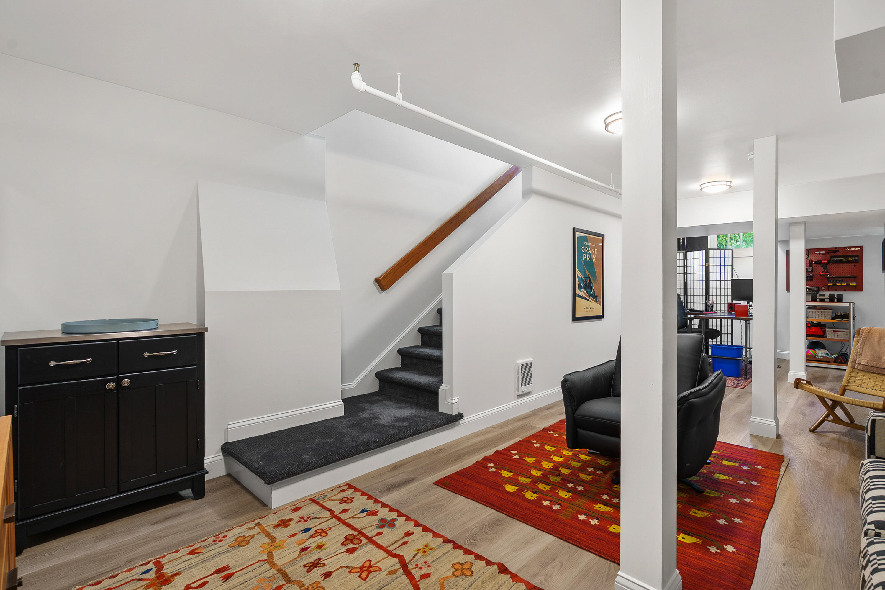 153 Main Street 4