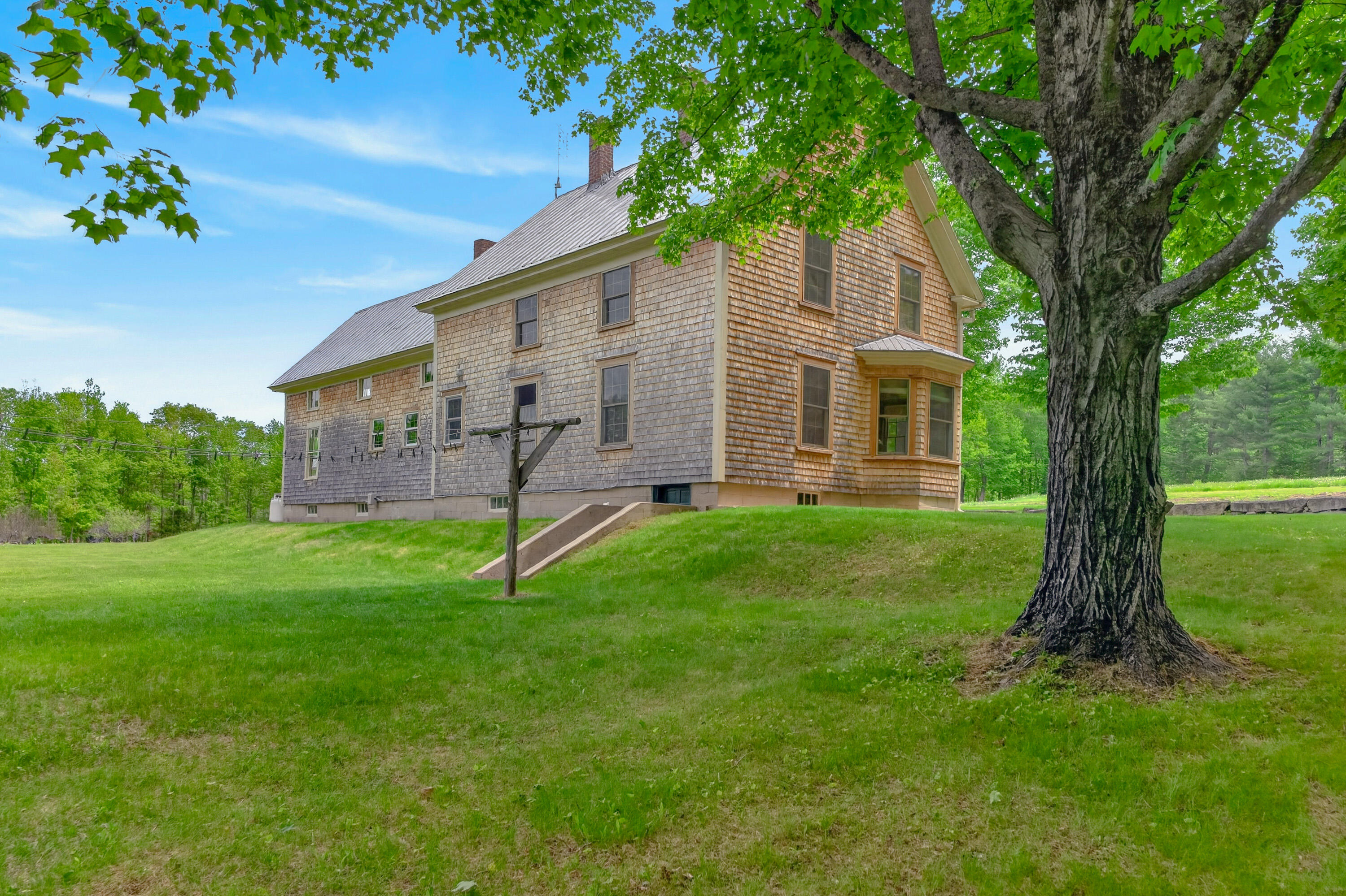 136 Frost Hill Road