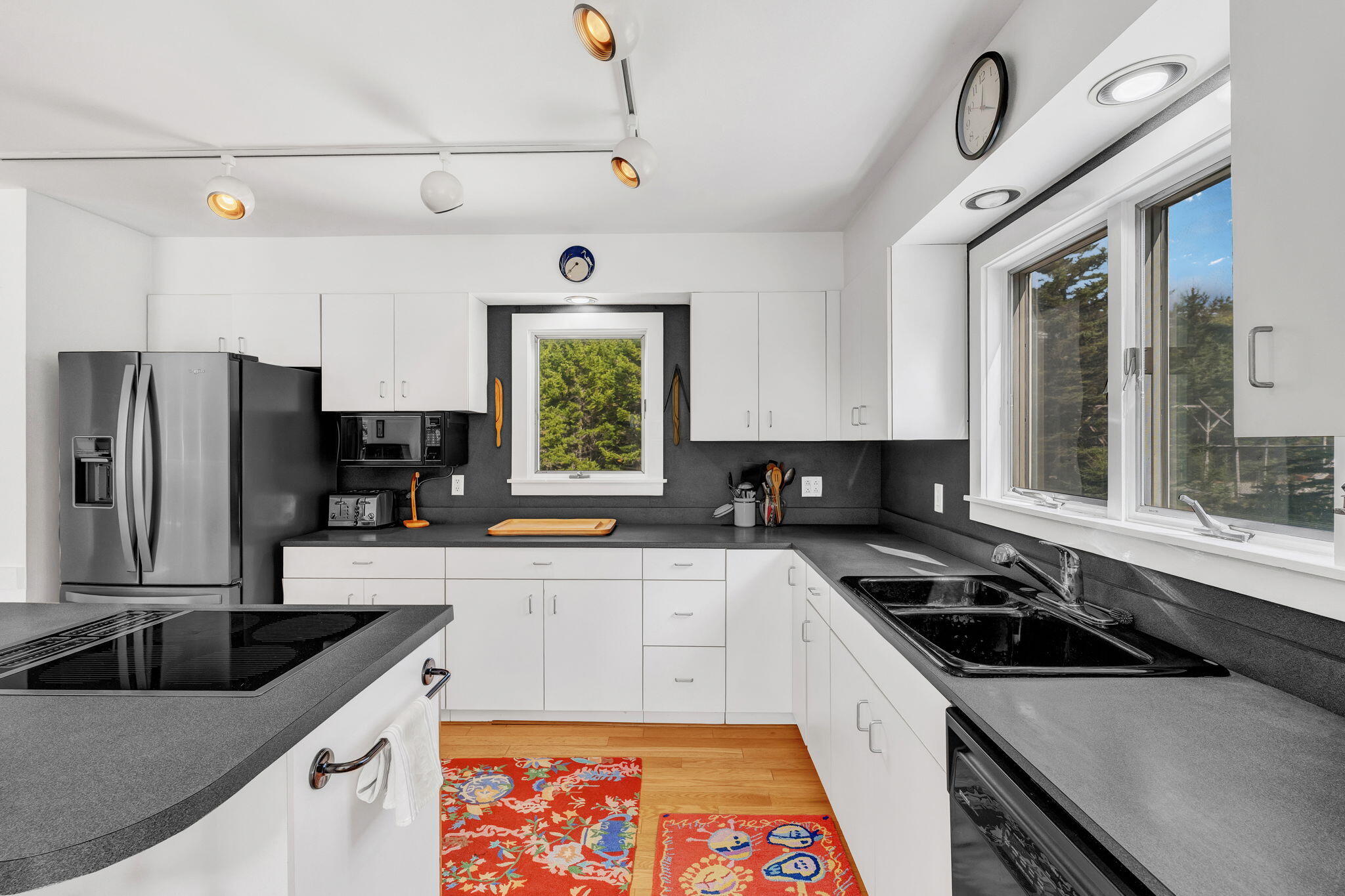 7 Minturn Road