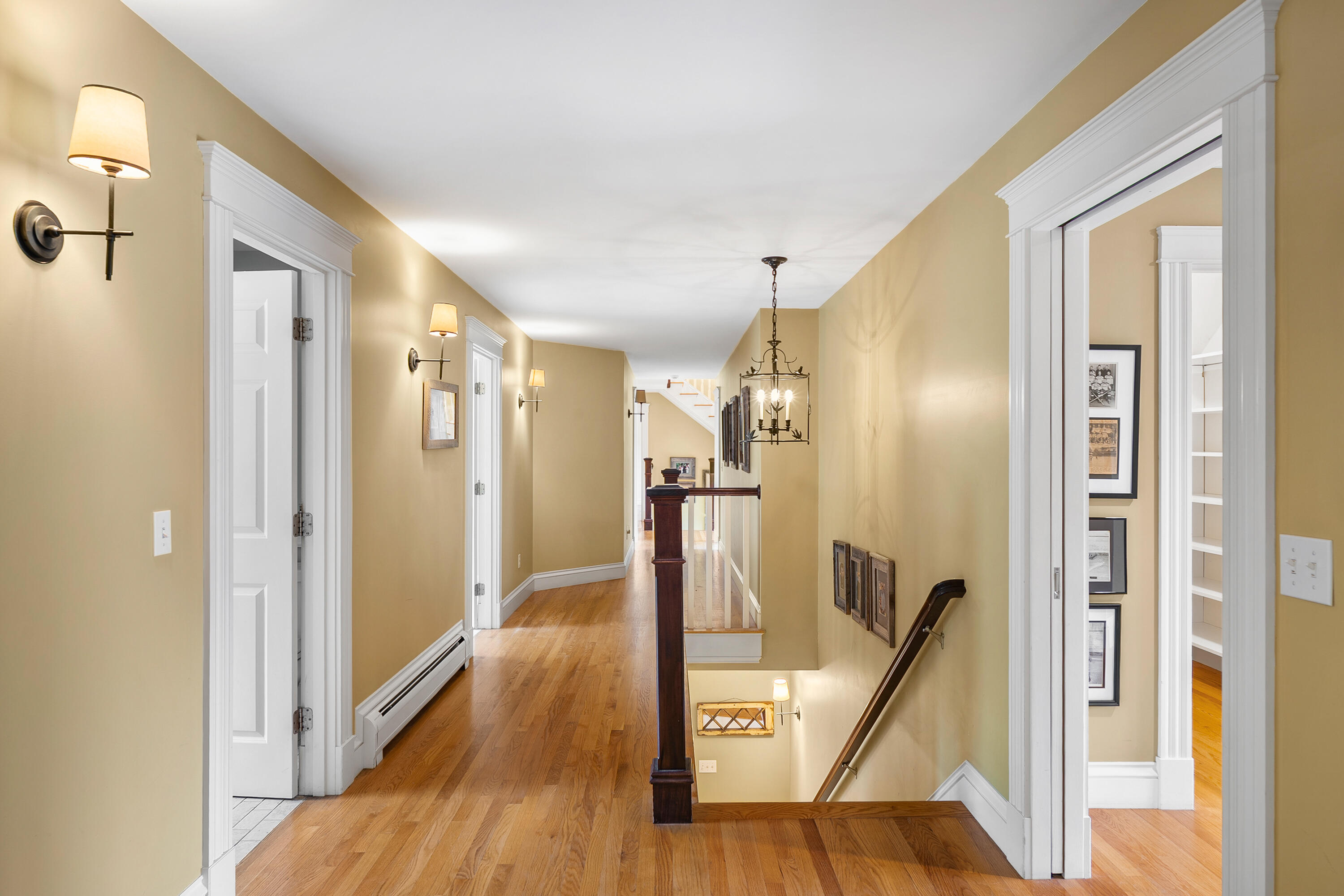 133 Hawthorne Lane