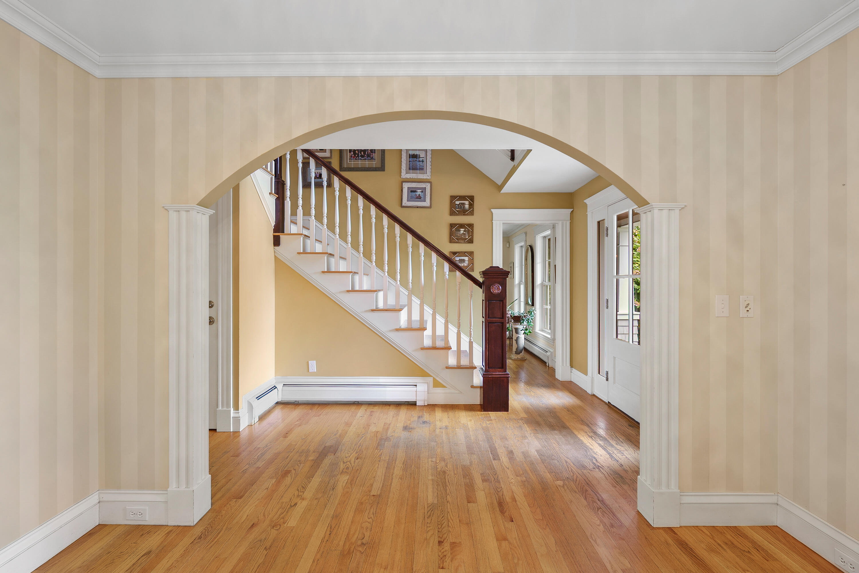 133 Hawthorne Lane