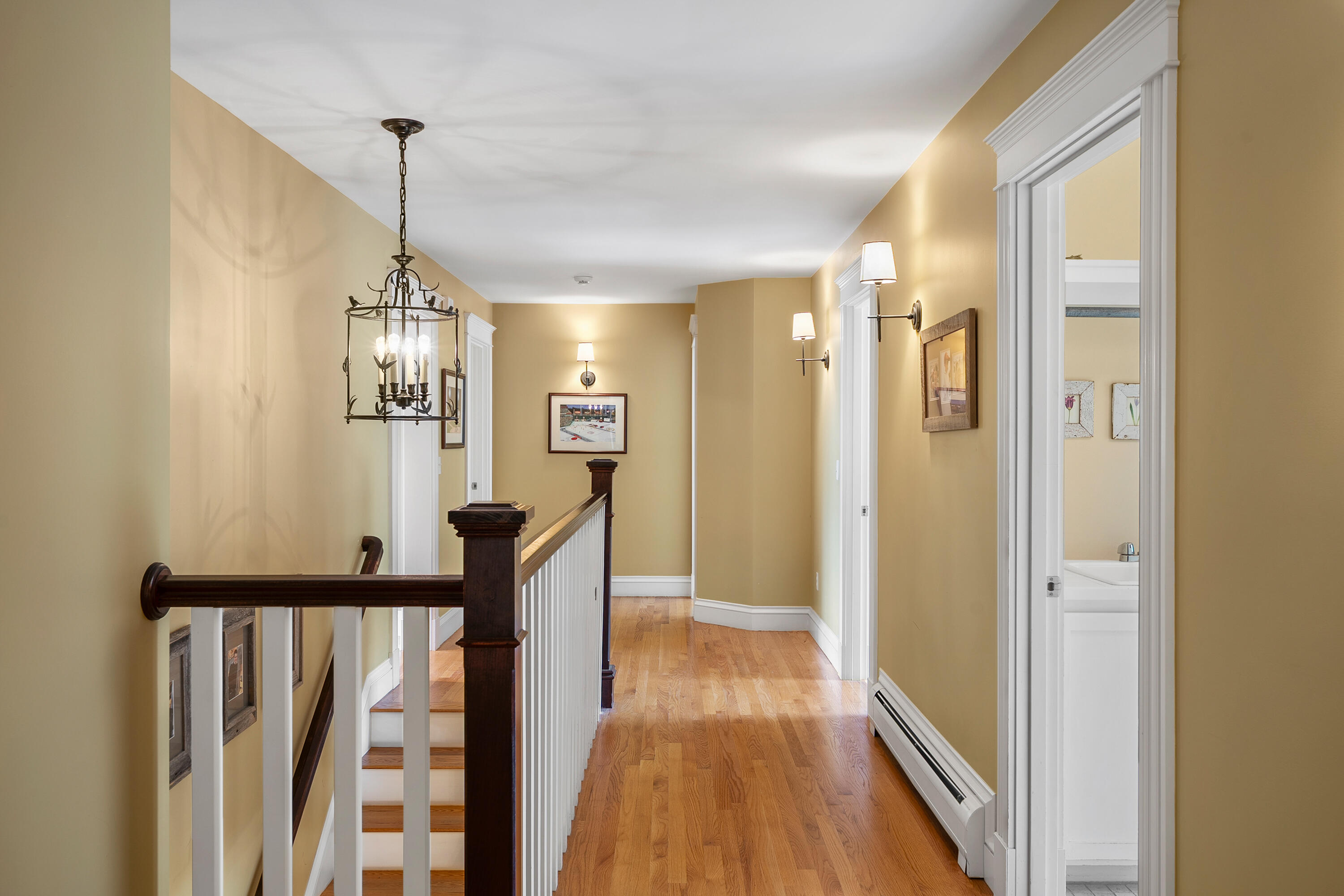 133 Hawthorne Lane