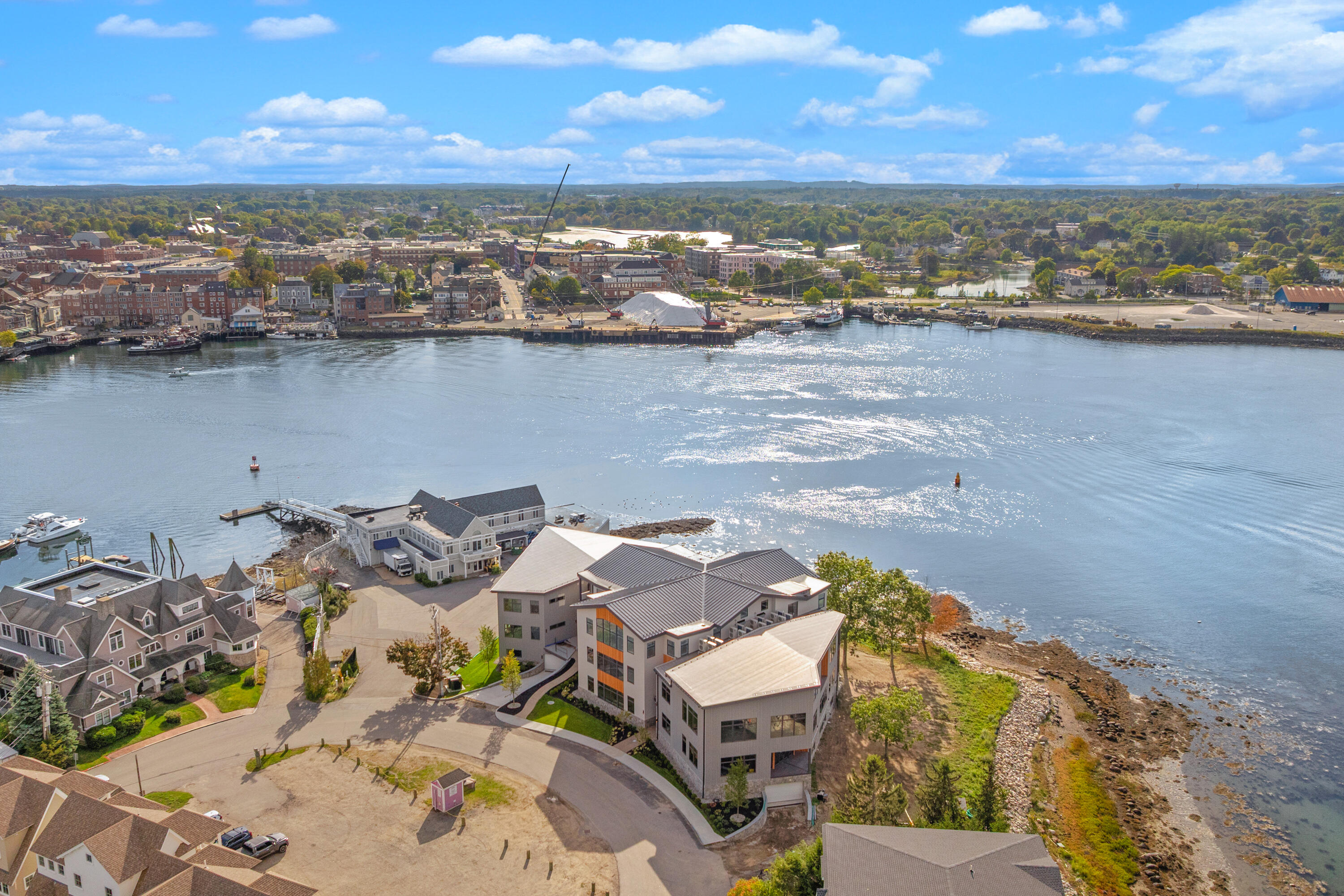 35 Badgers Island West 302