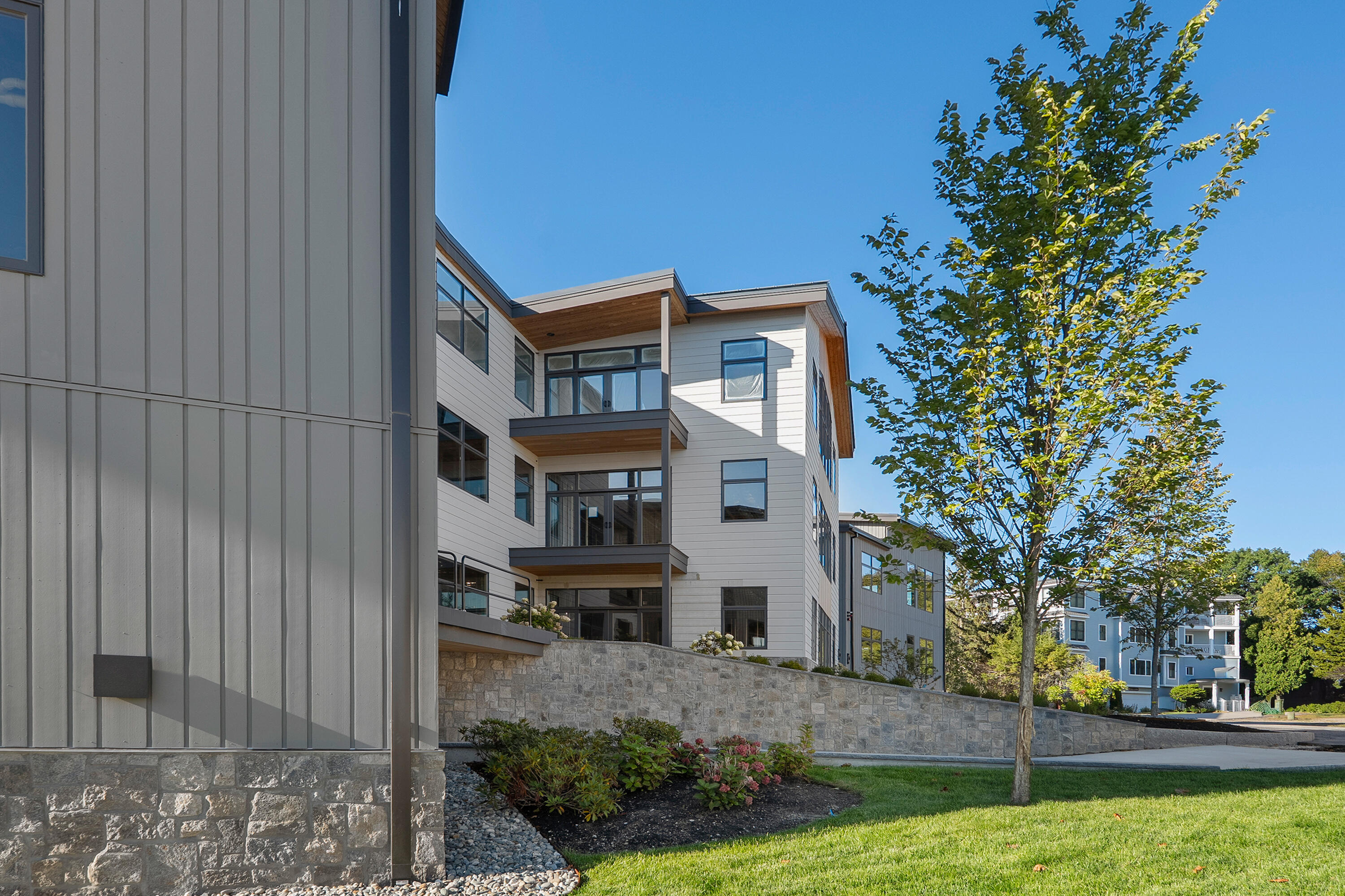 35 Badgers Island West 302