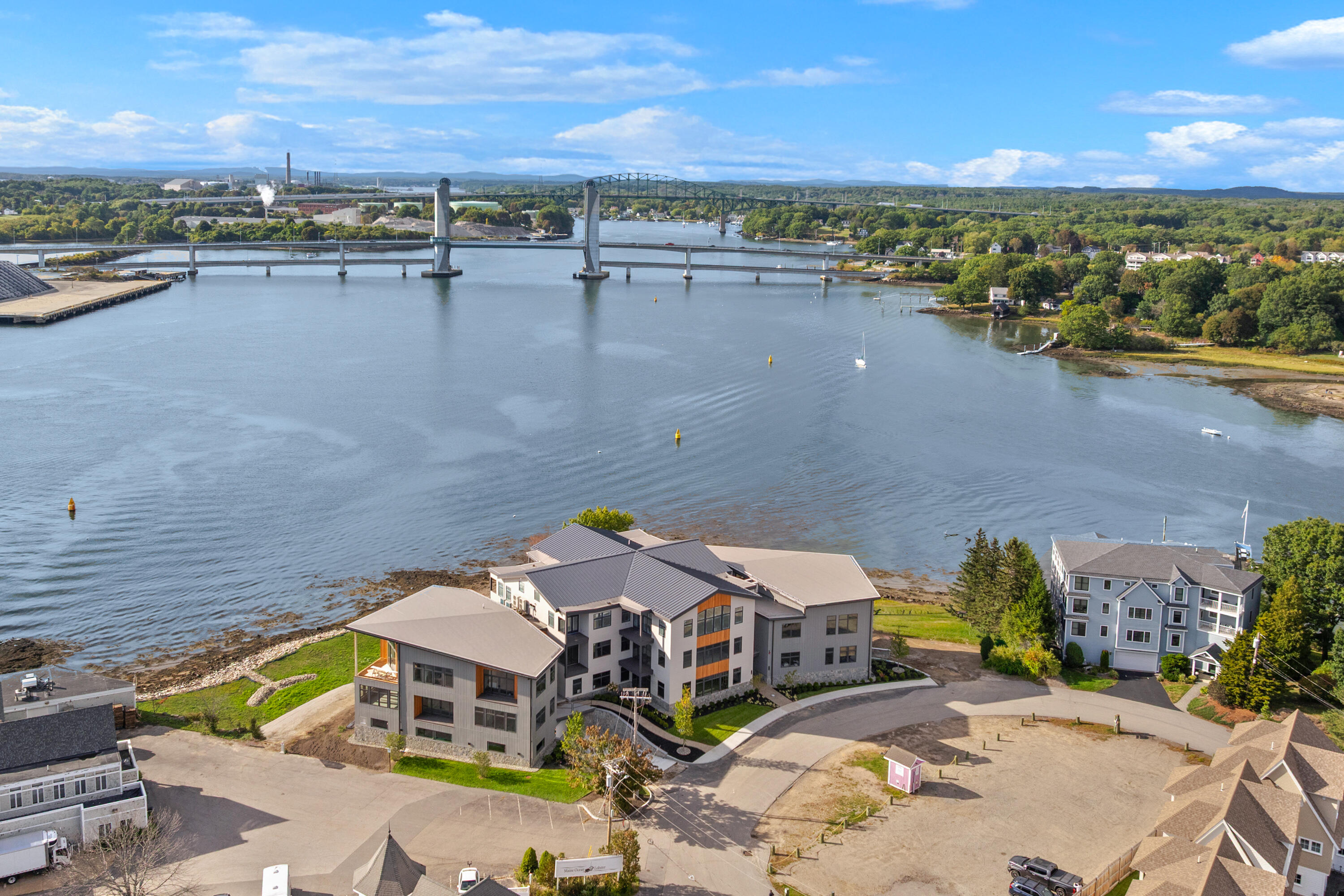 35 Badgers Island West 302