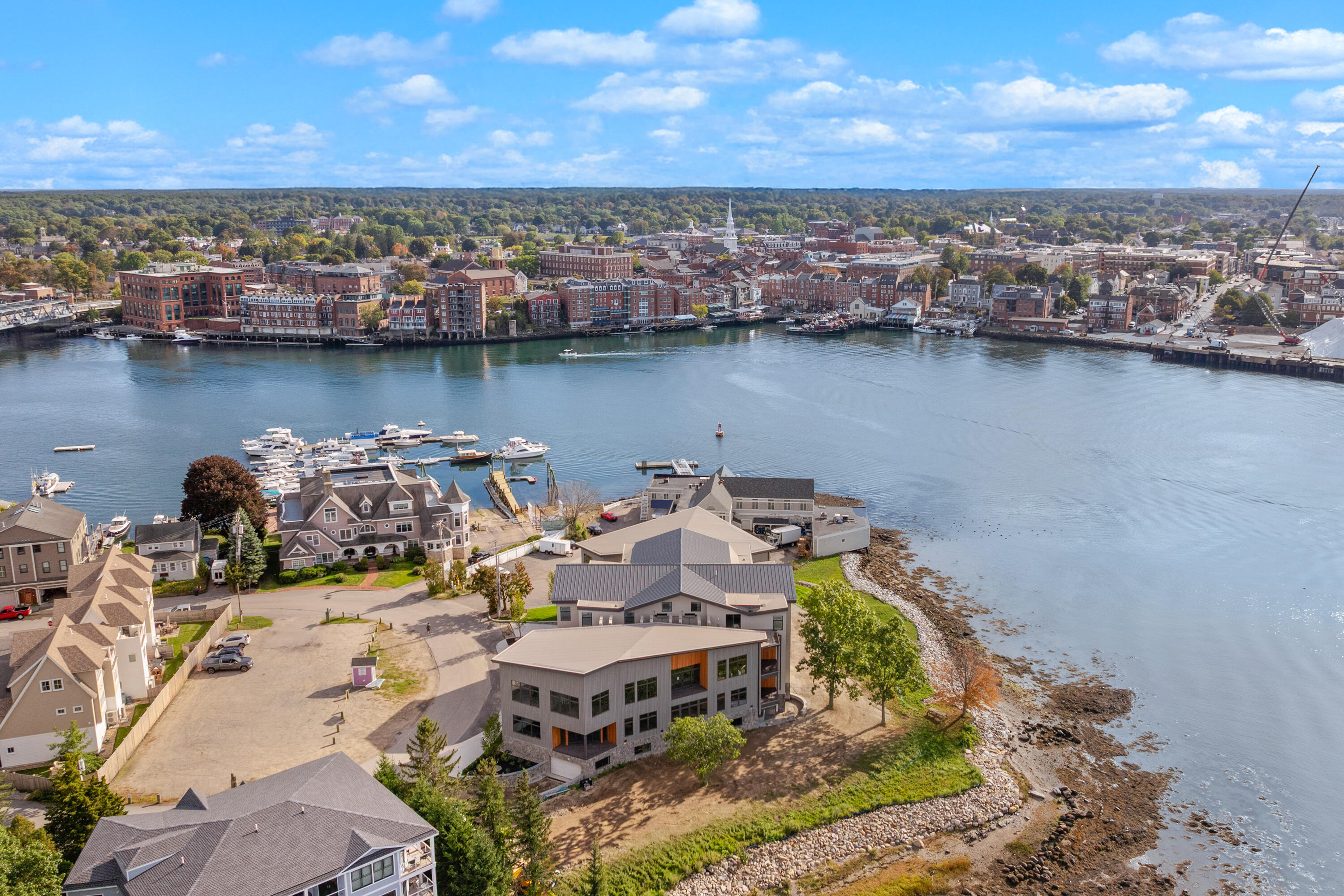 35 Badgers Island West 302