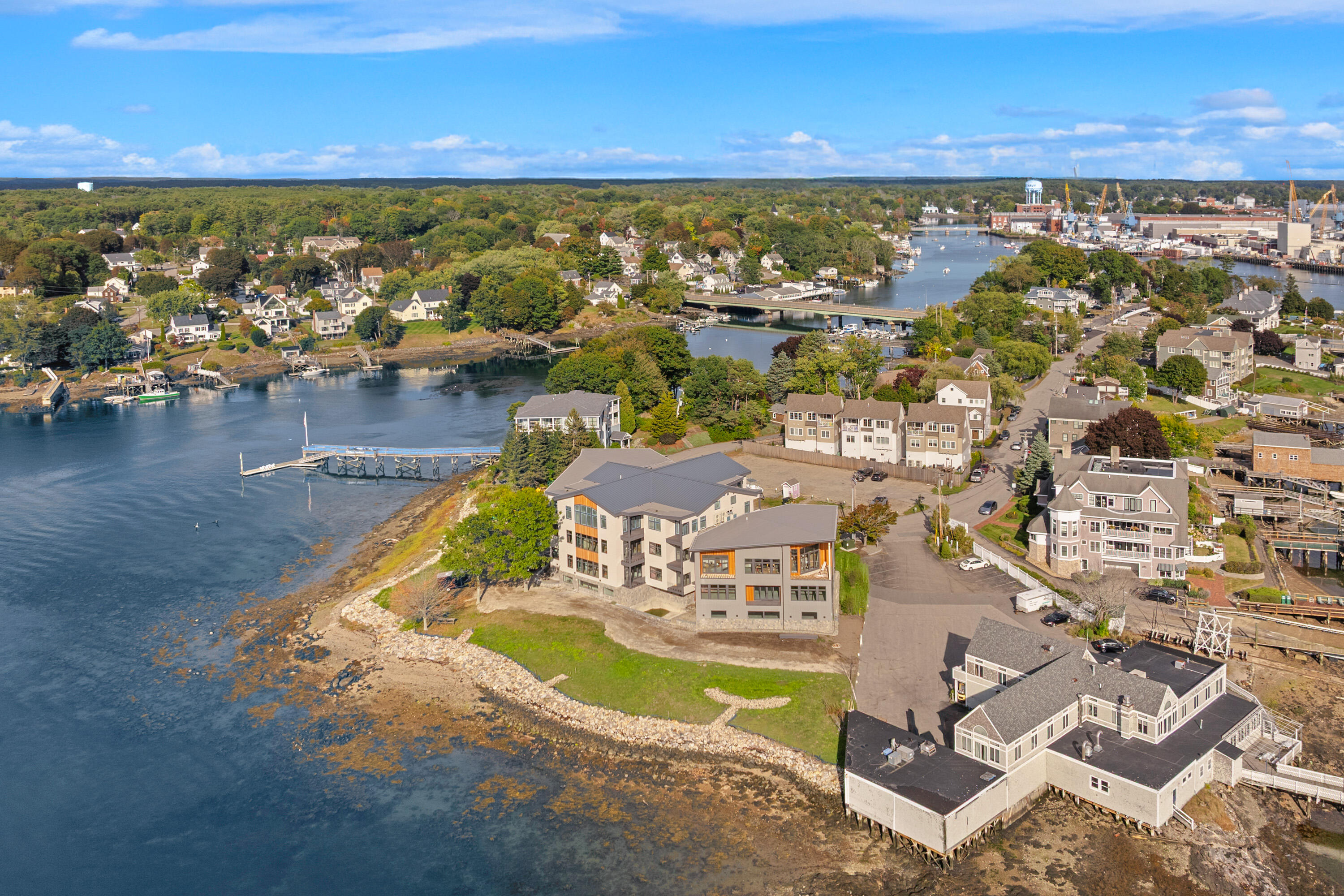 35 Badgers Island West 302