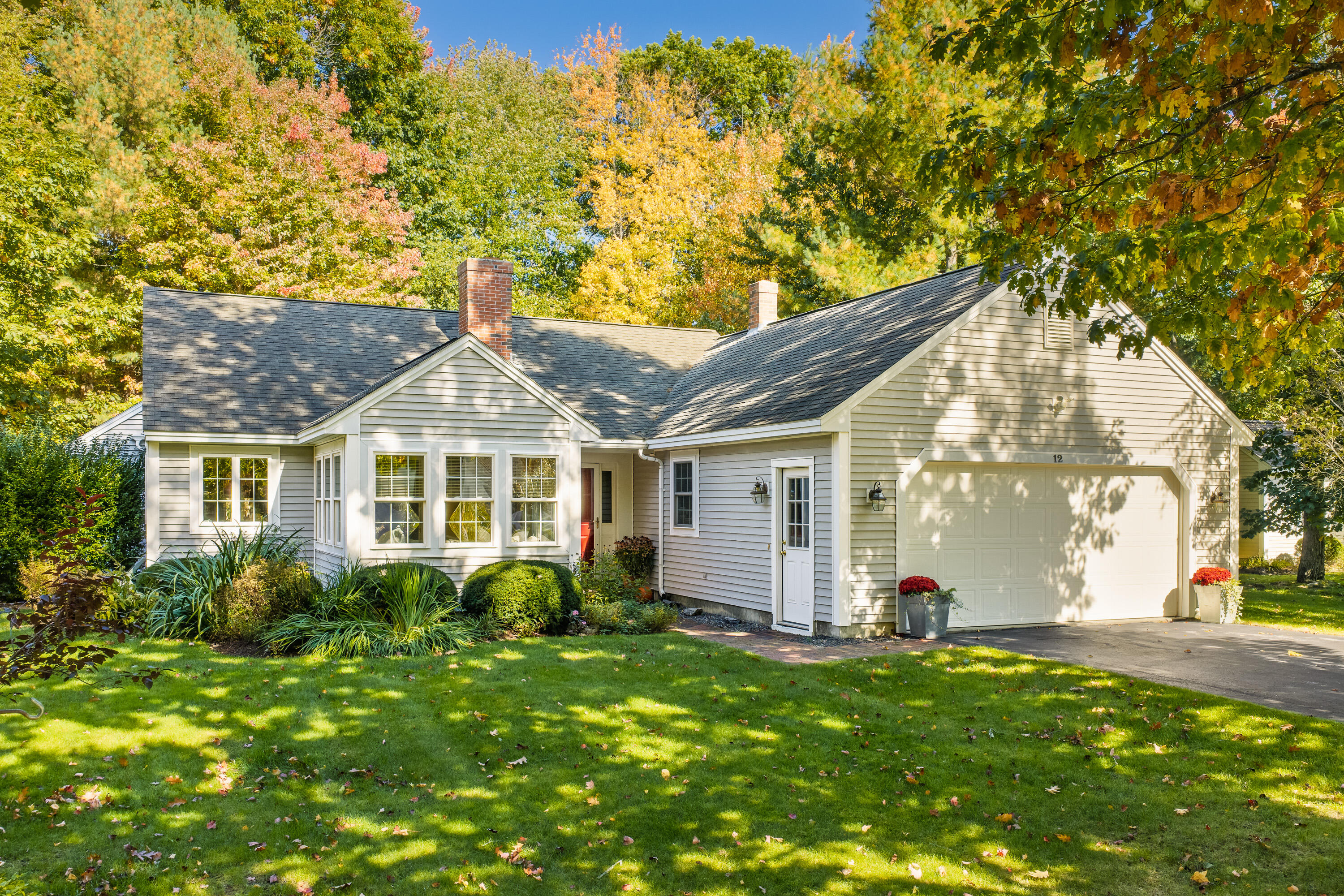 12 Lilac Lane