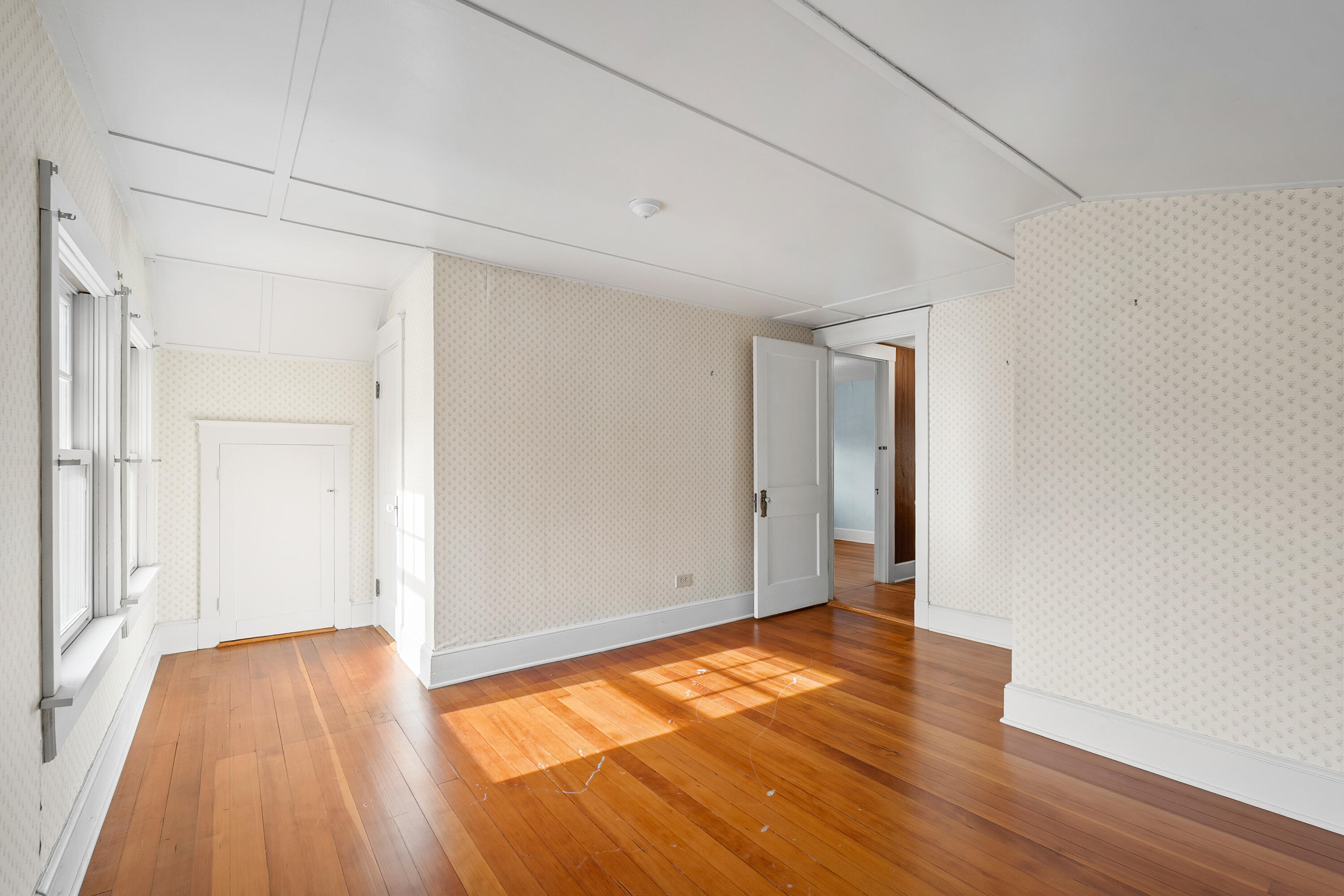 23 Victory Avenue