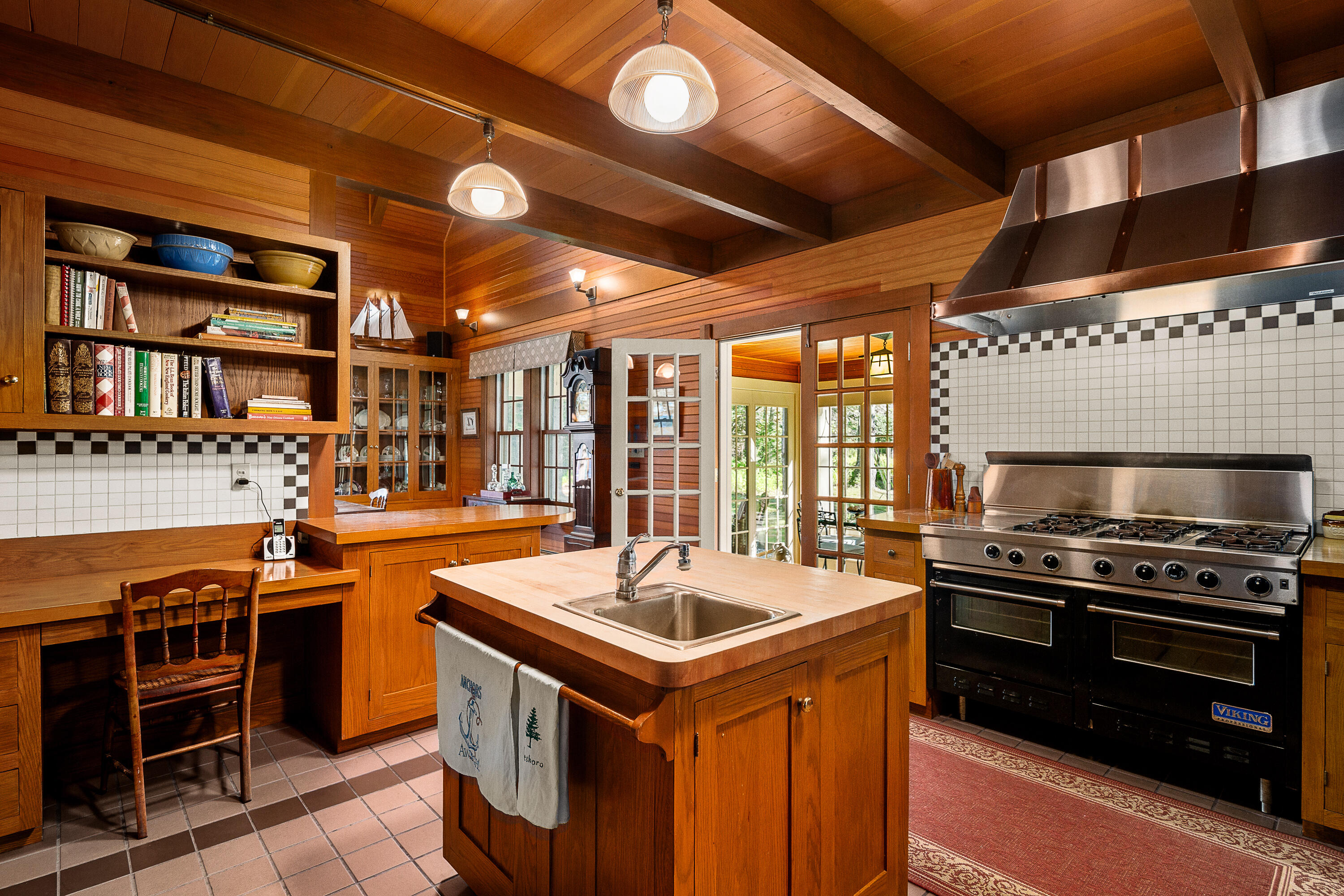 1621 Turtle Head Road