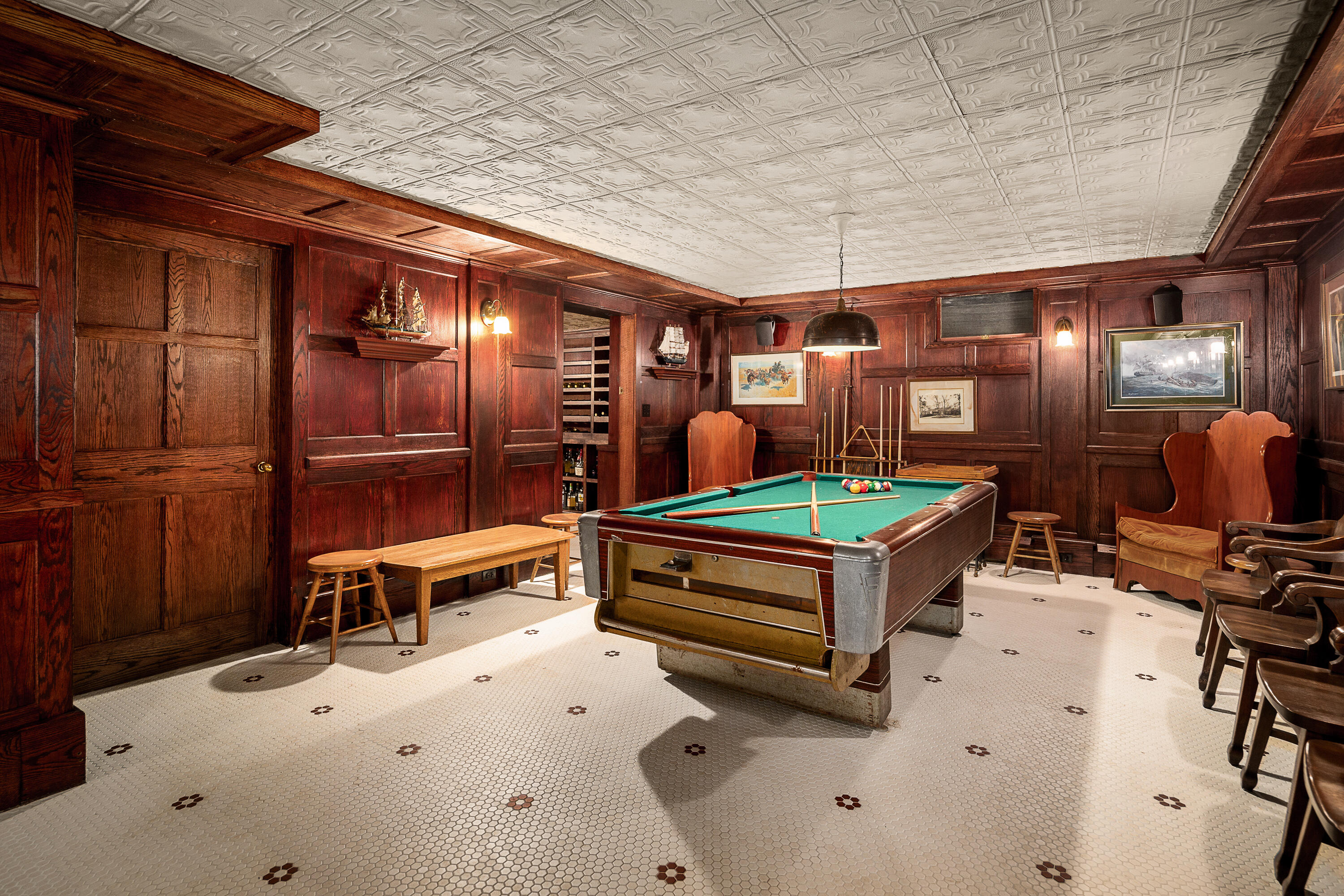 1621 Turtle Head Road