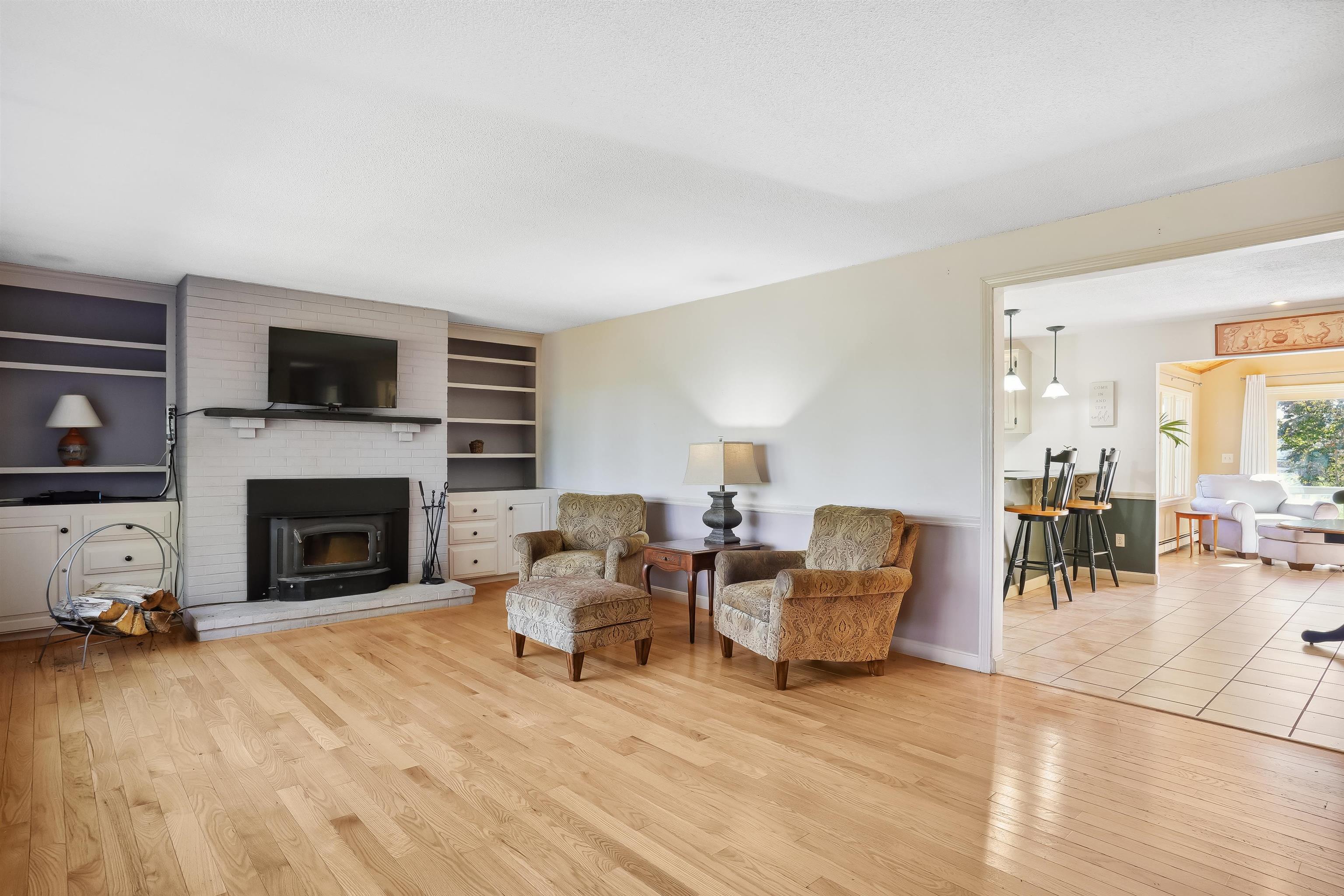 15 River Road