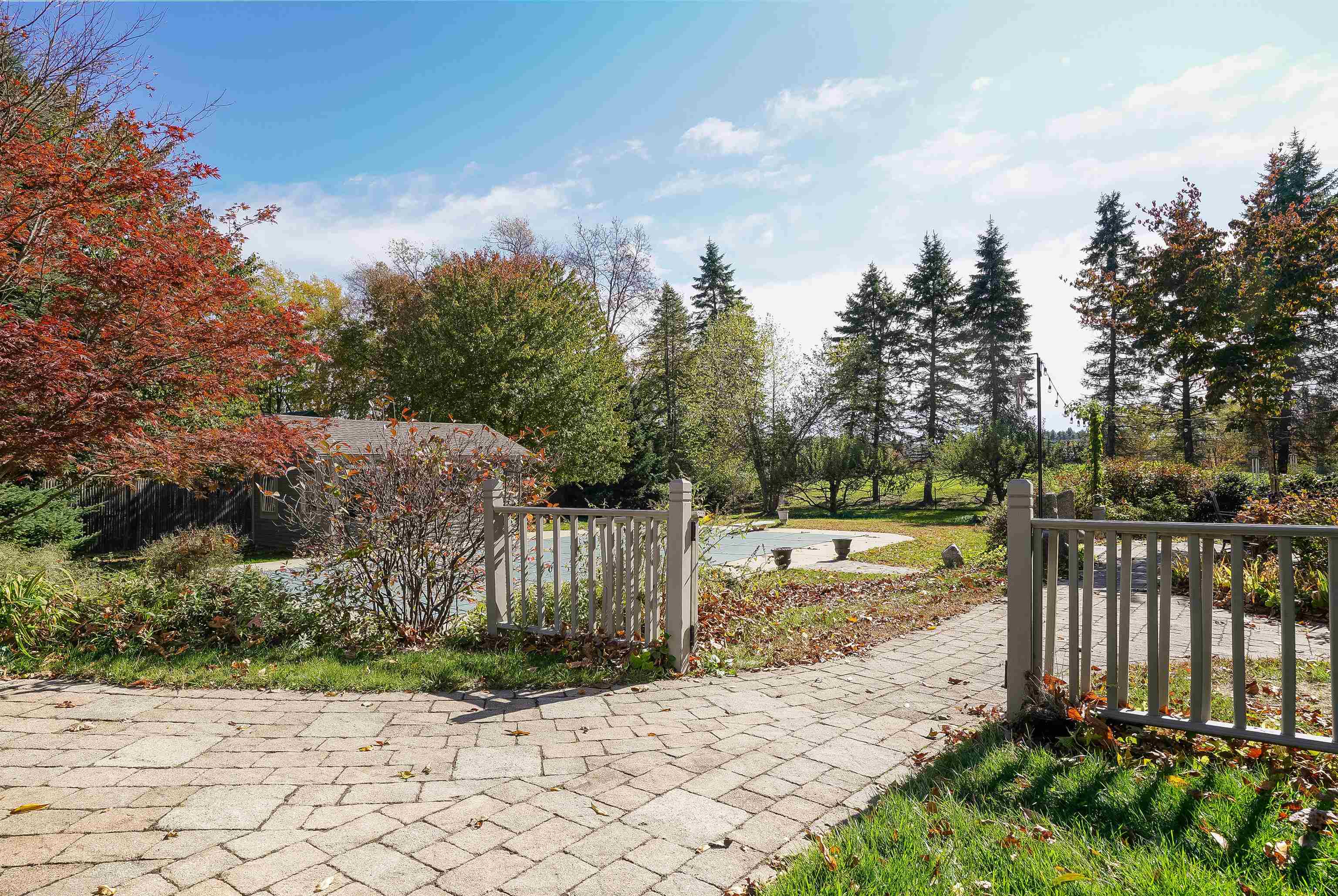 15 River Road