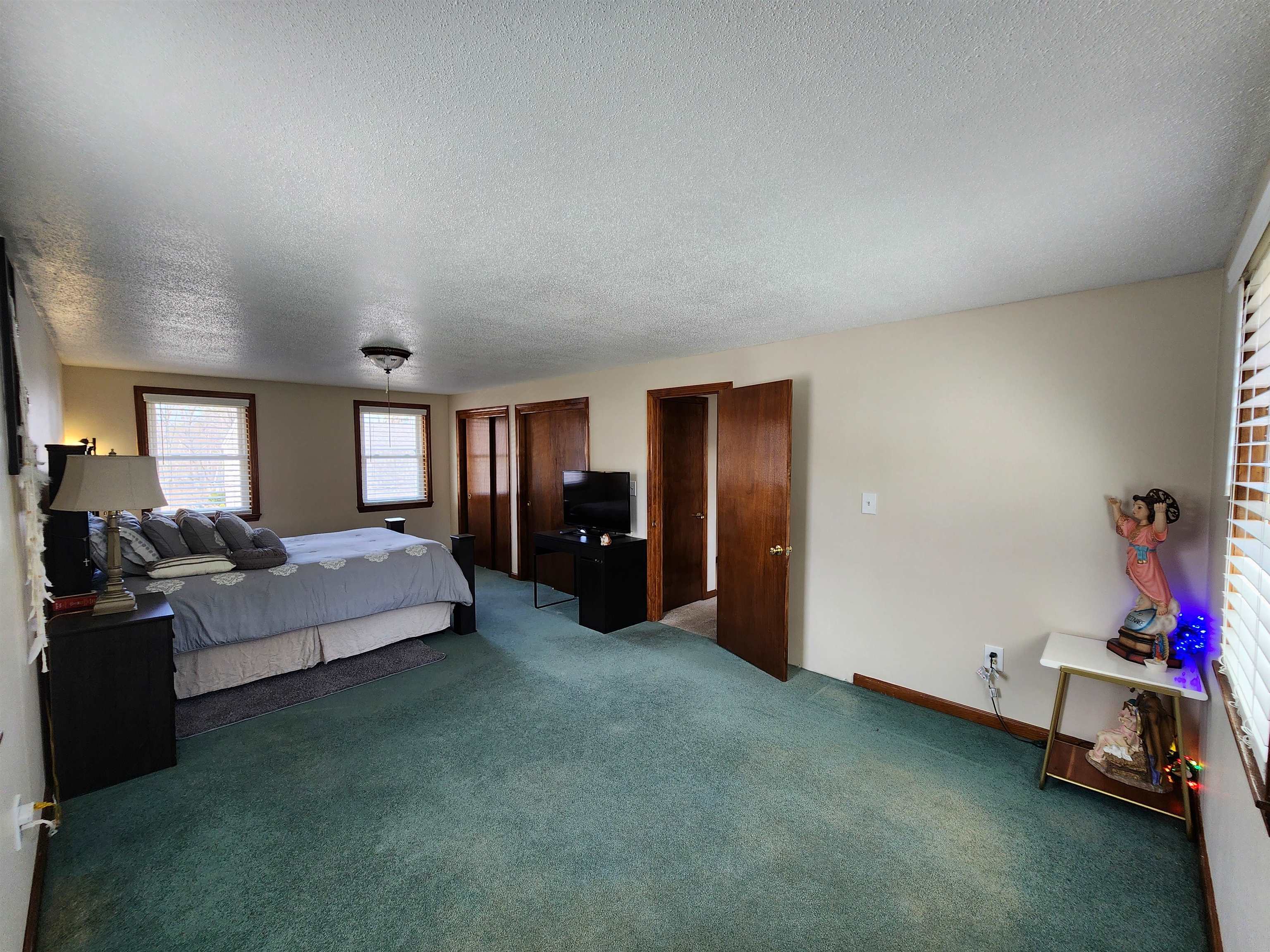 16 Killian Drive