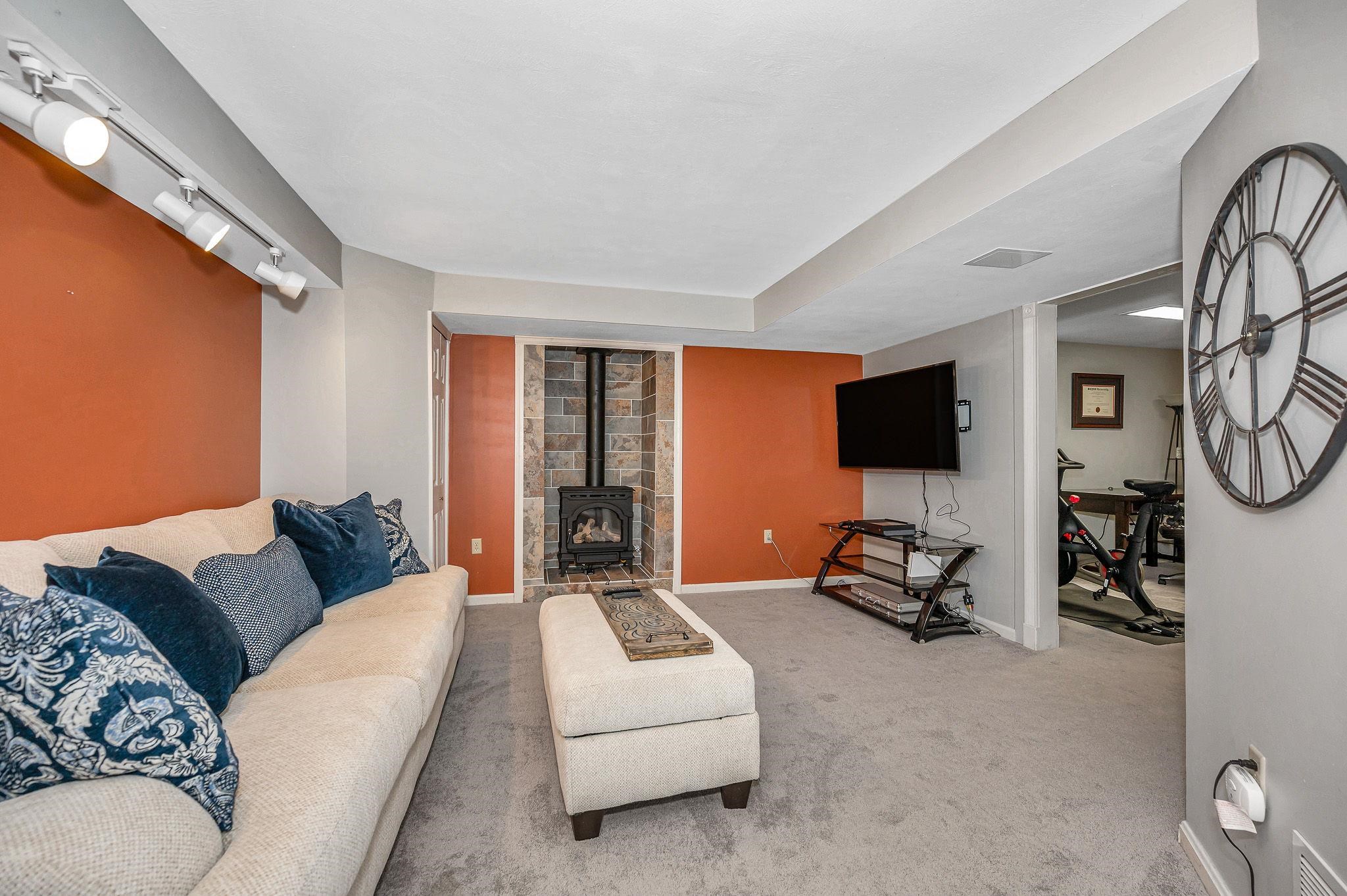 14 Beaujolais Drive