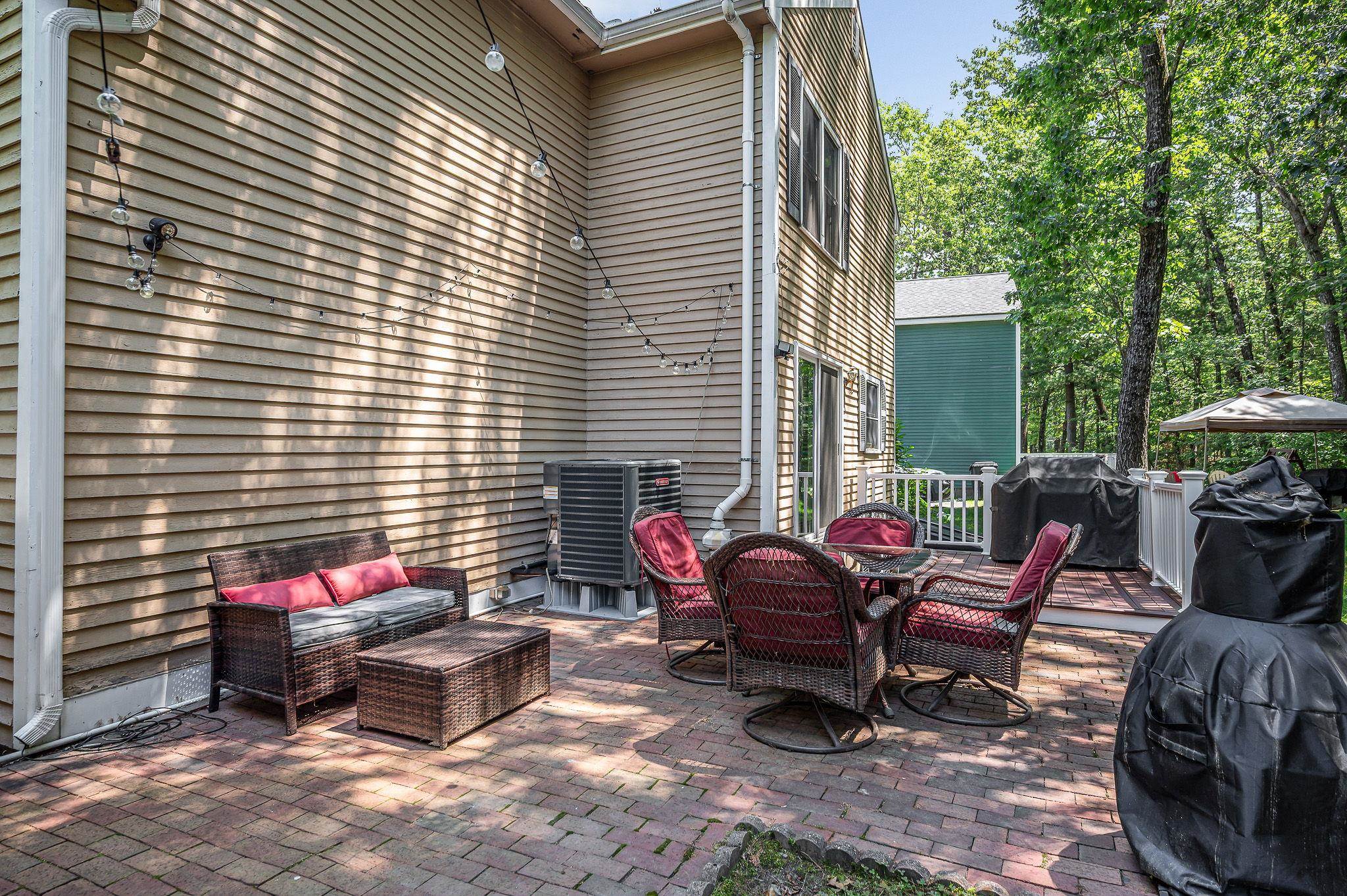 14 Beaujolais Drive