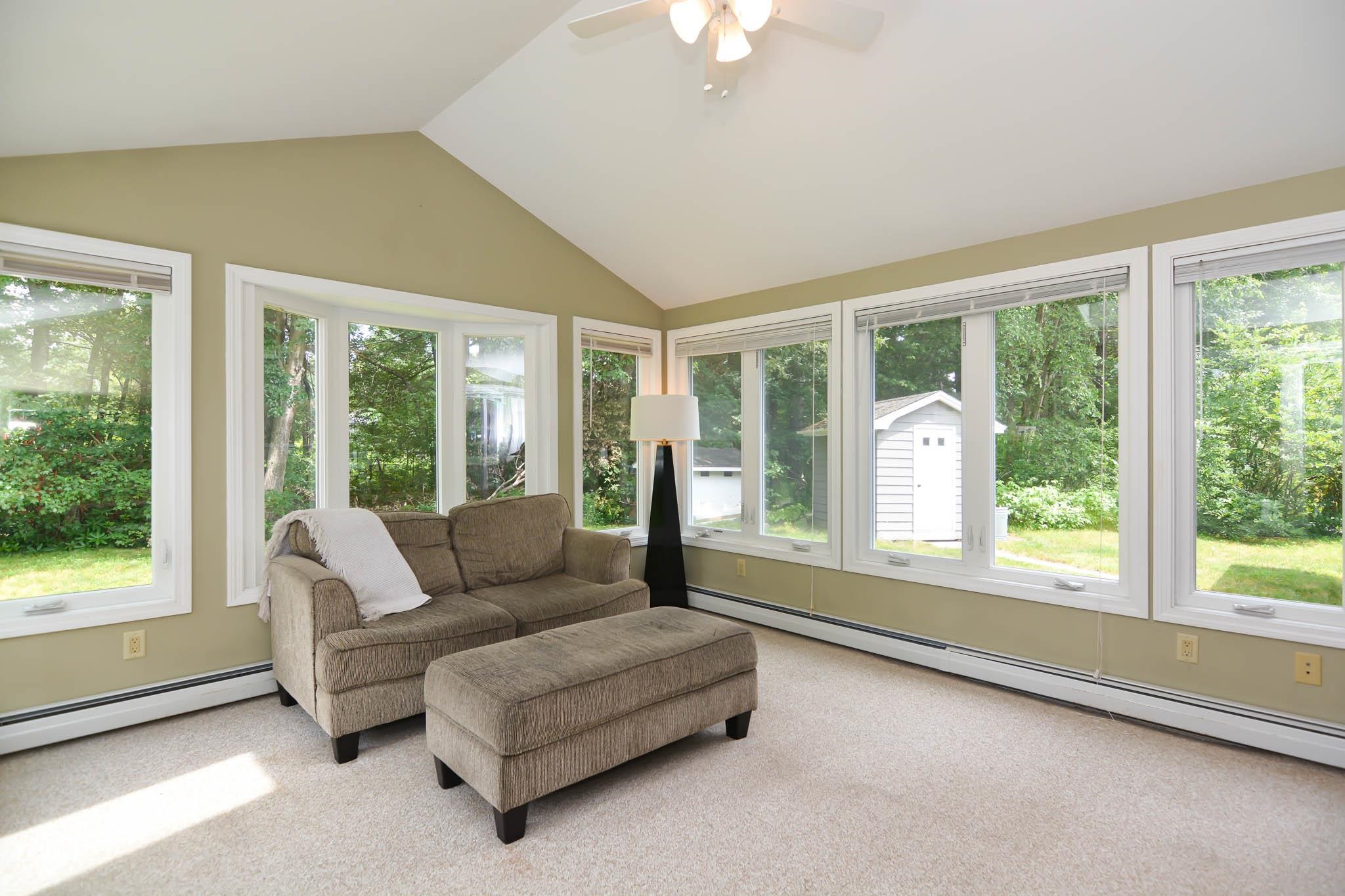 8 Sundale Drive