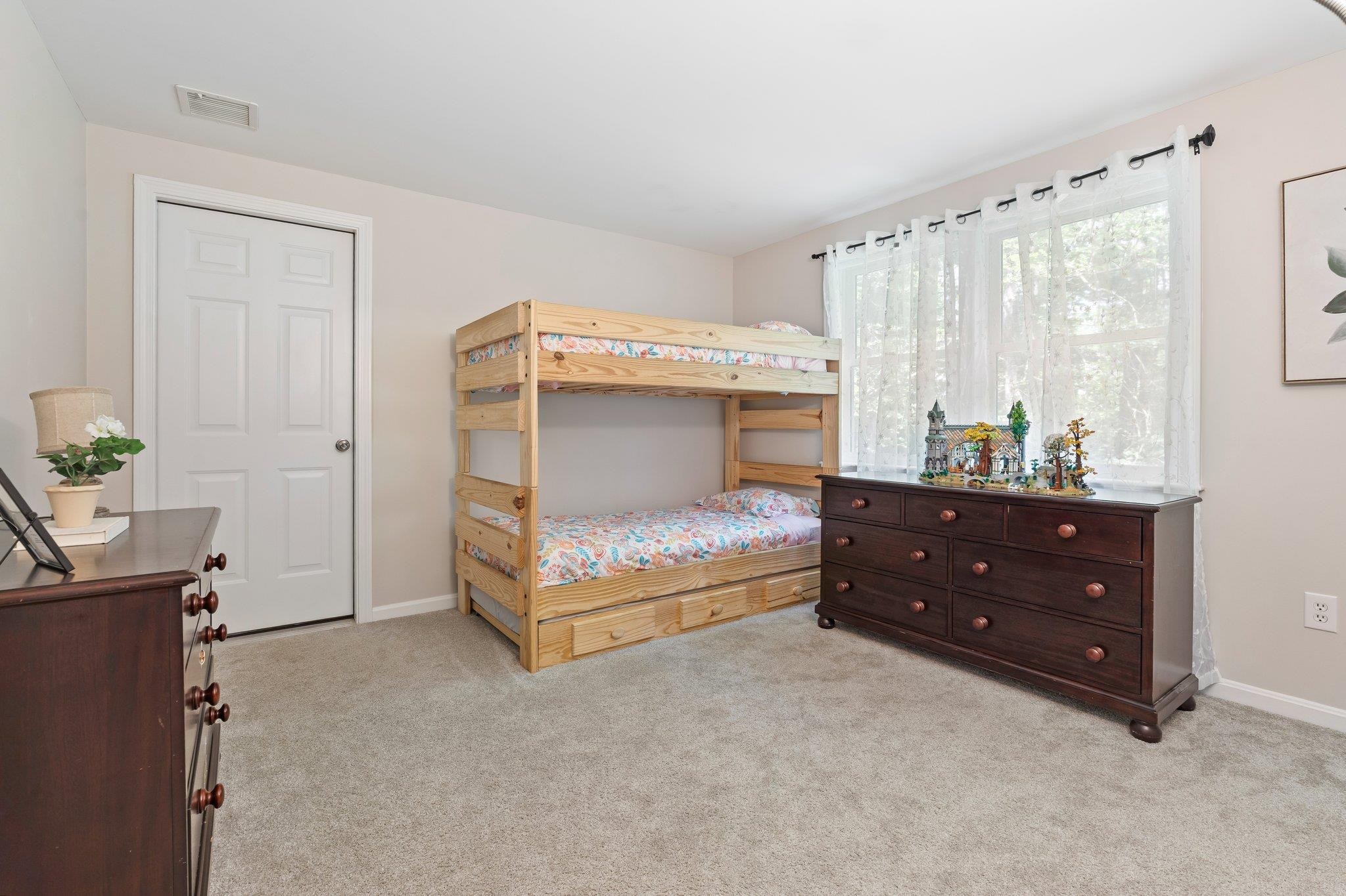 4 Mountain View Drive