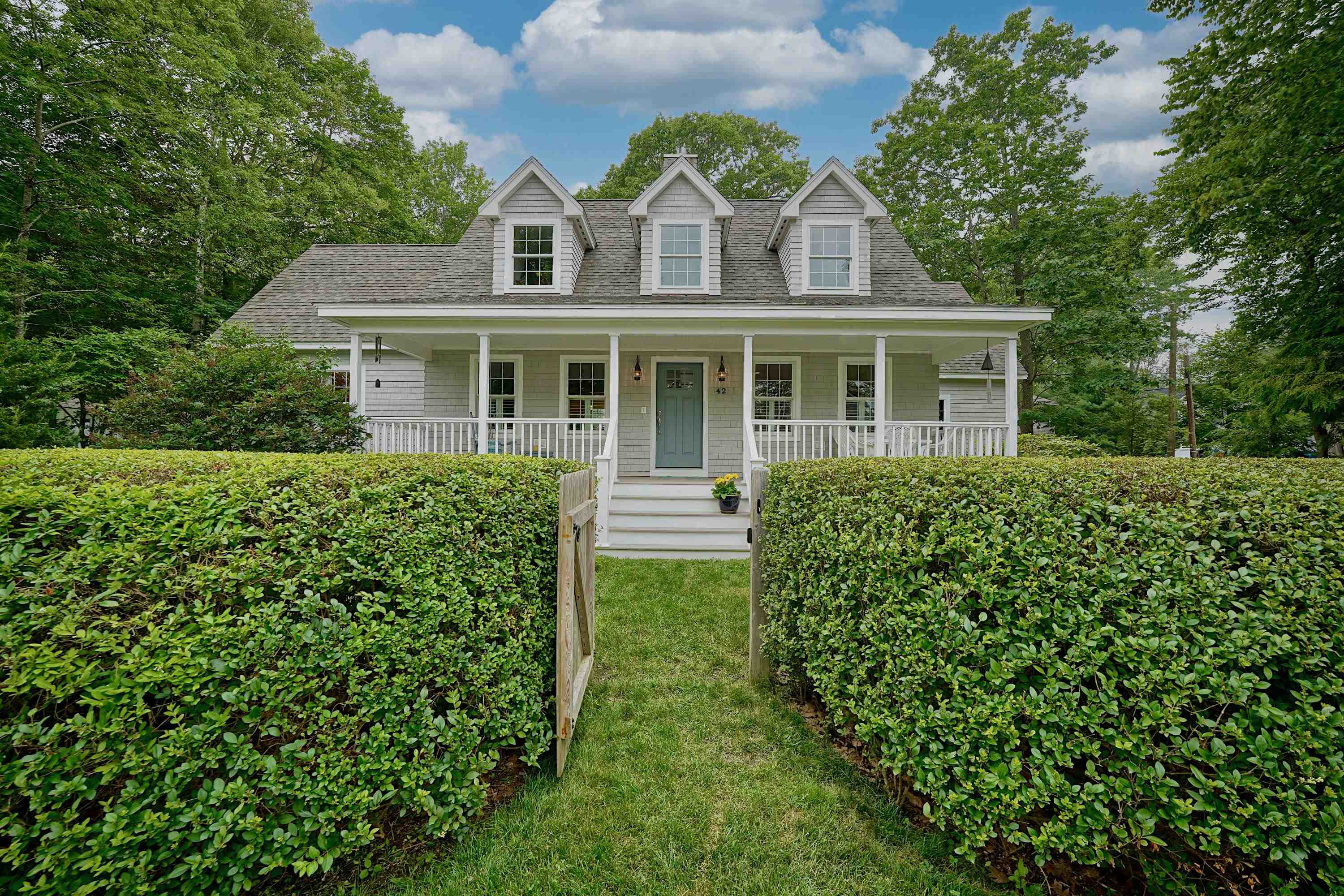 42 Surf Lane
