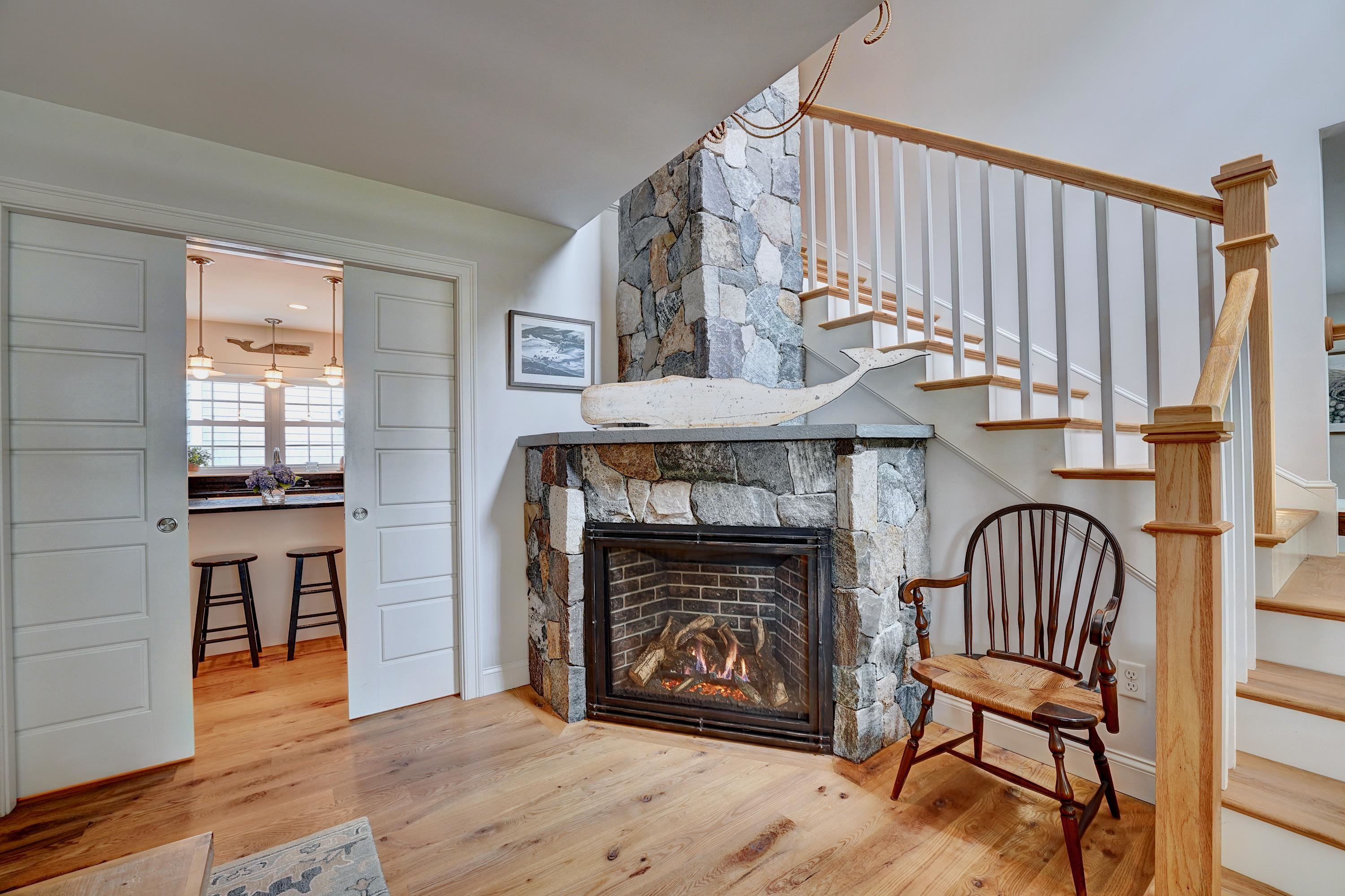 42 Surf Lane