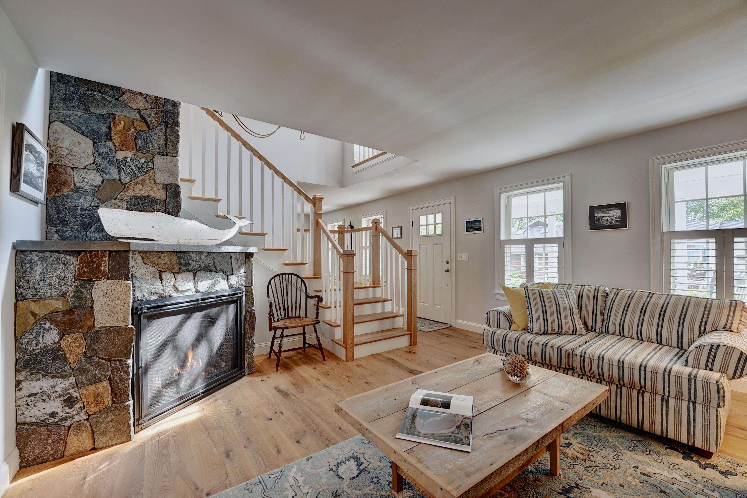 42 Surf Lane