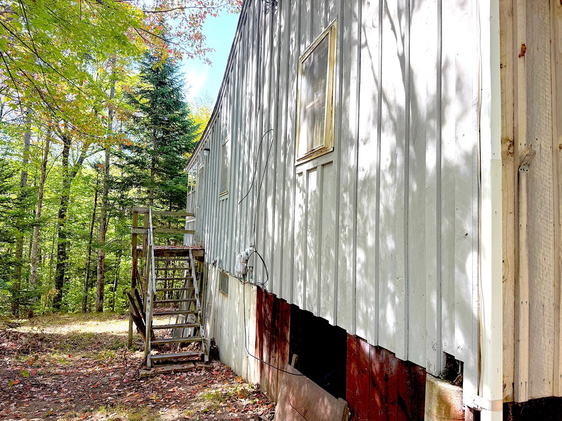 715 N Groton Road