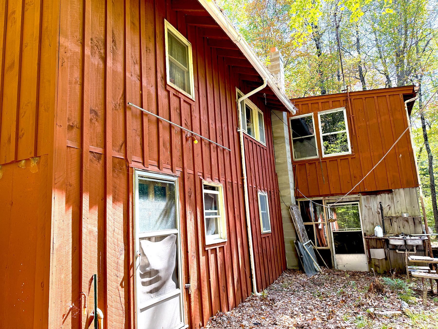 715 N Groton Road