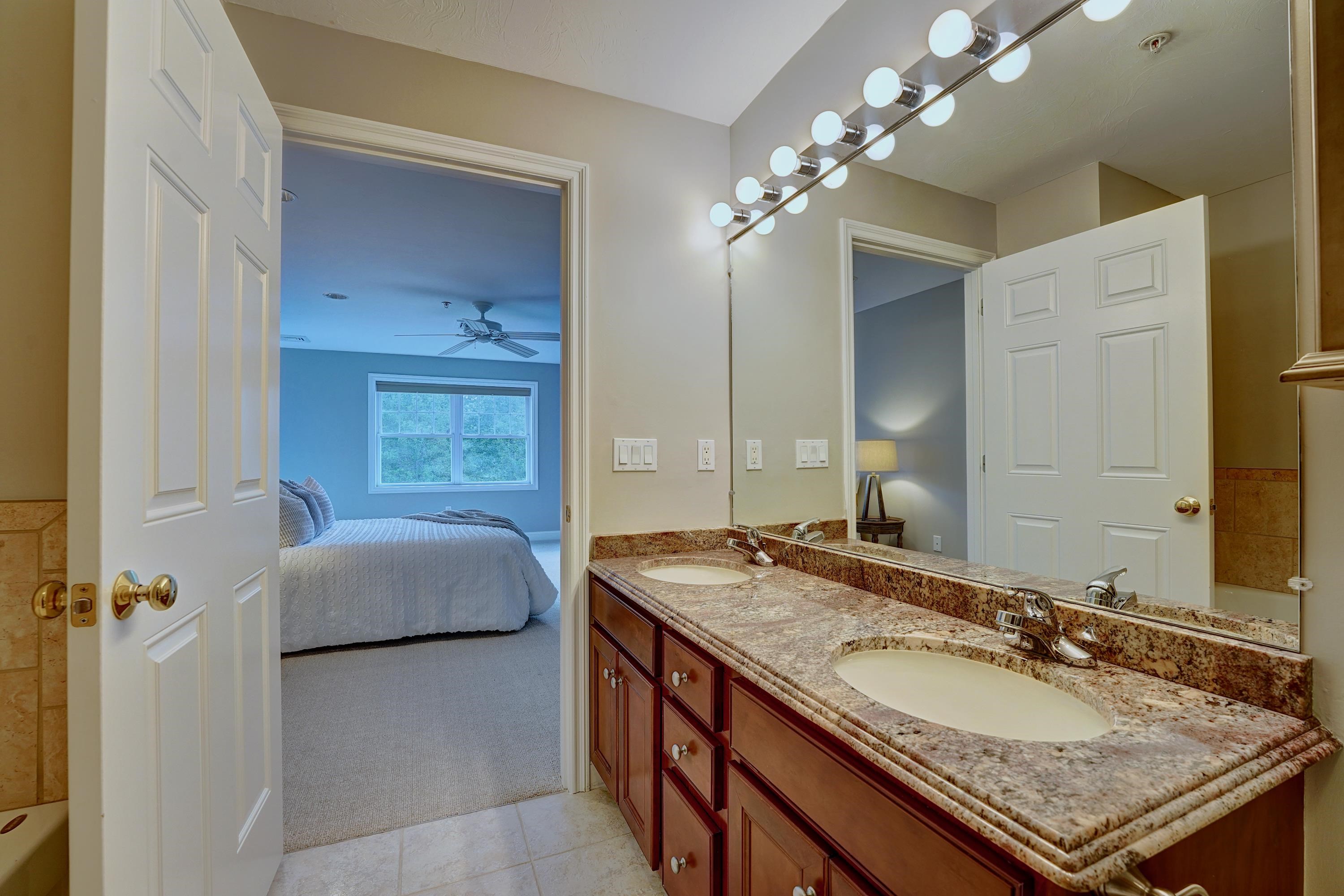 4 Sterling Hill Lane Unit: 428