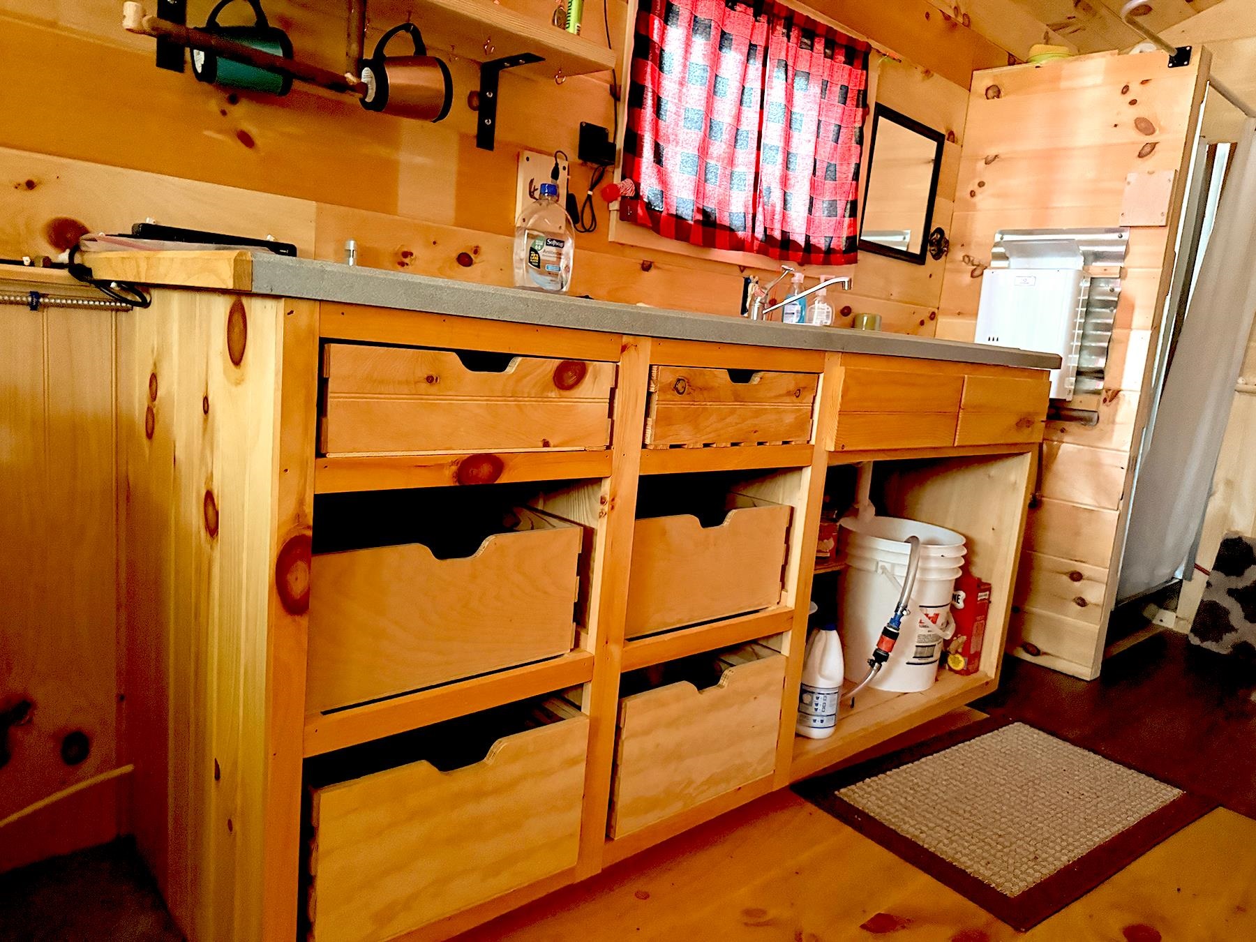 TM 202 L 7 Stark Road