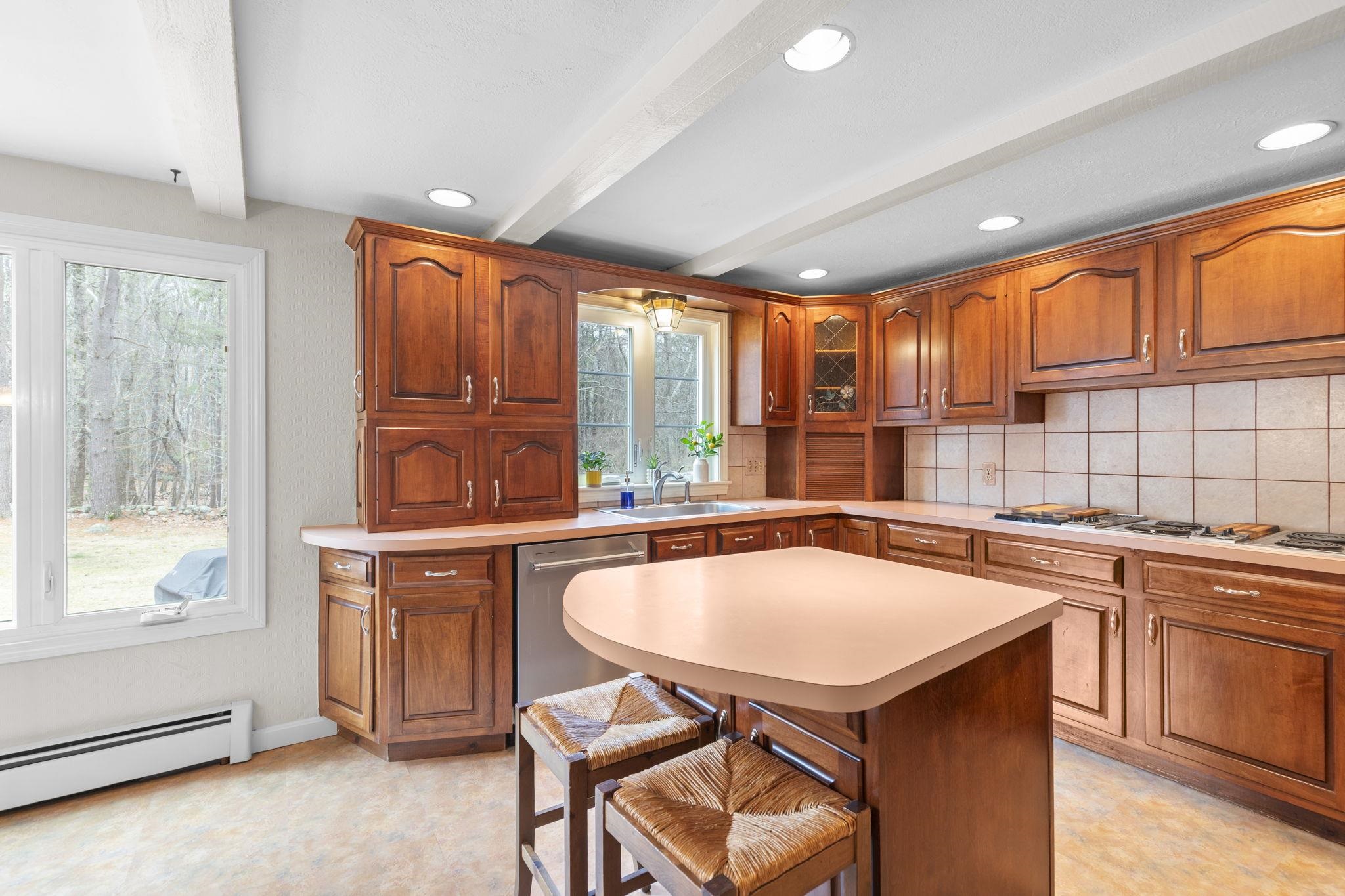 76 Tehias Road