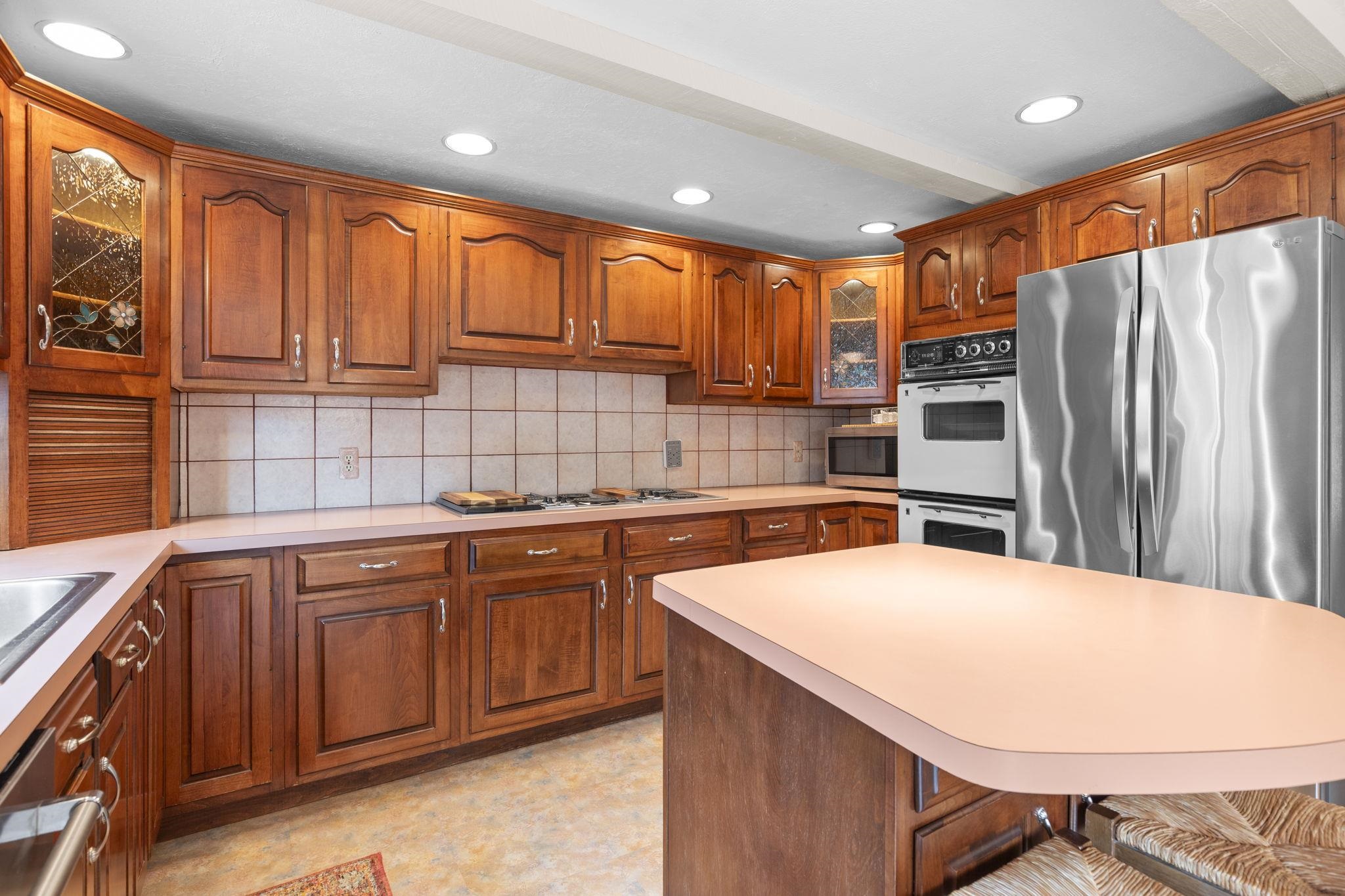 76 Tehias Road