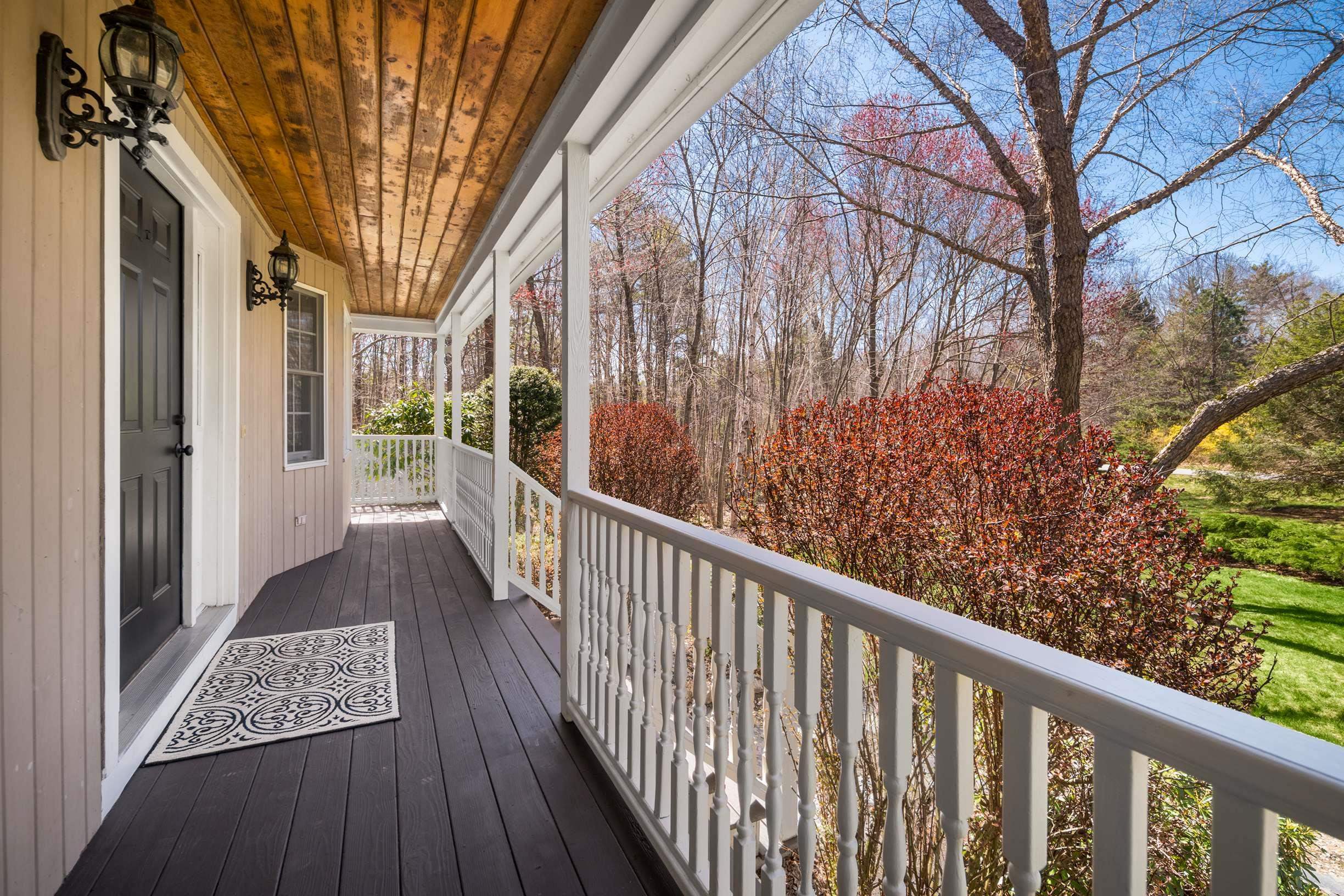 1 Meadowlark Drive