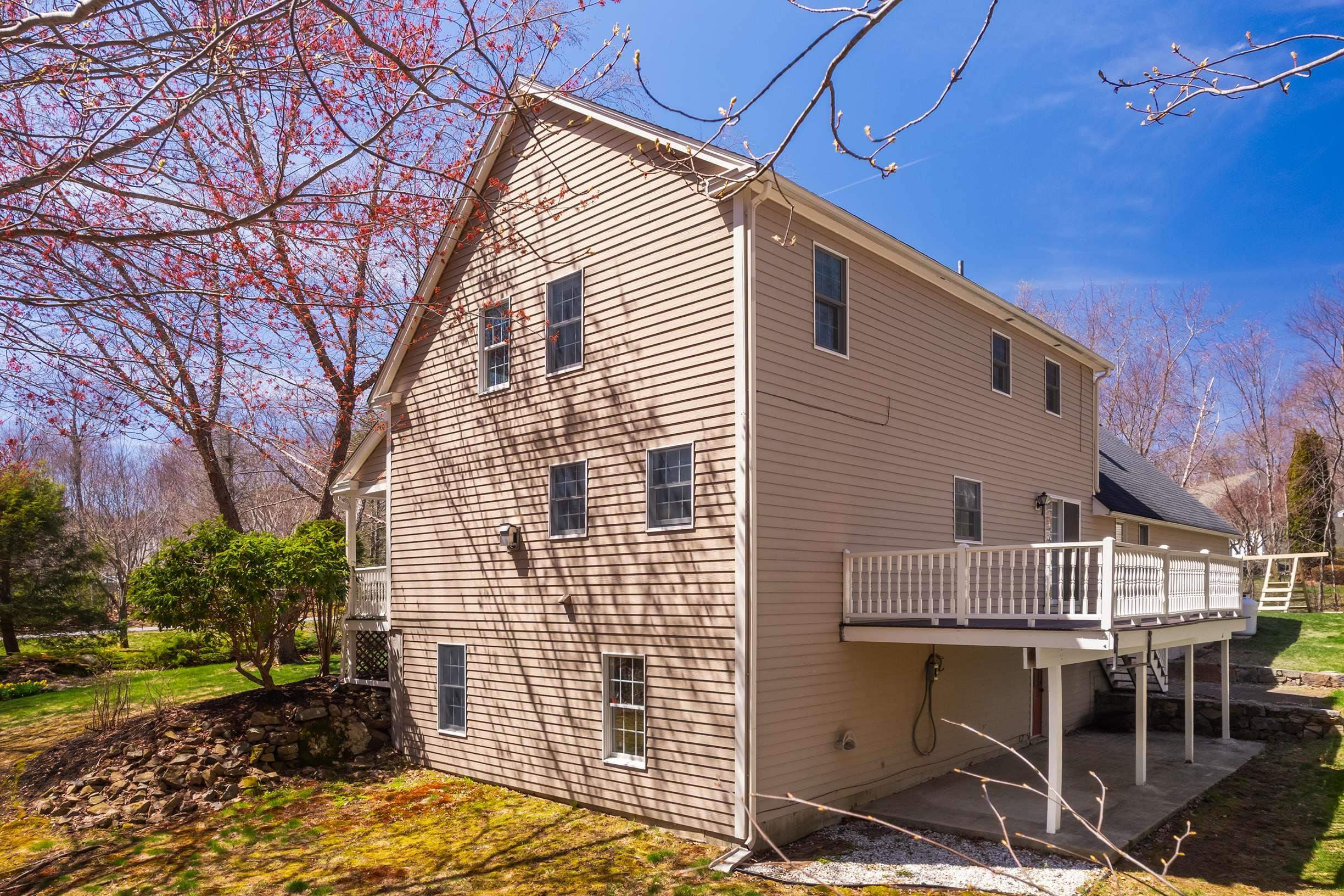 1 Meadowlark Drive