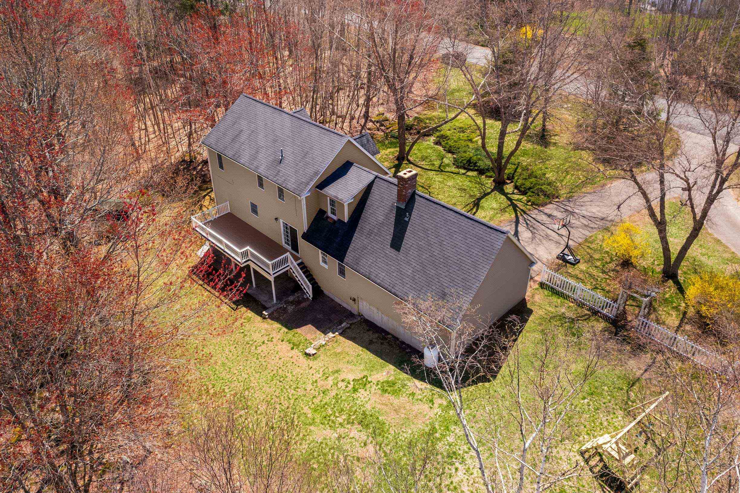 1 Meadowlark Drive