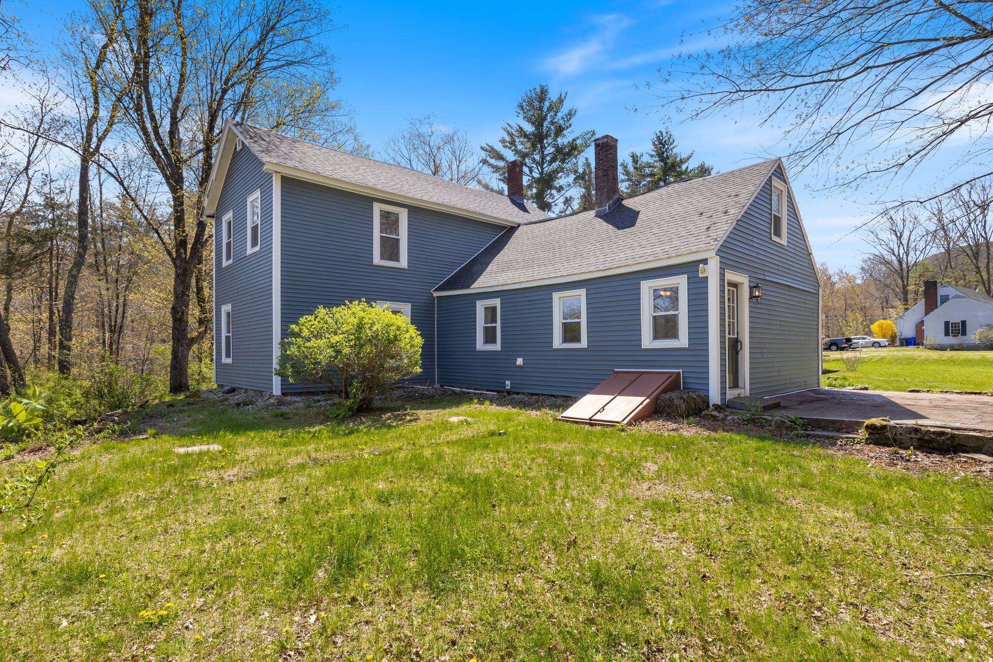 102 Mountain Road