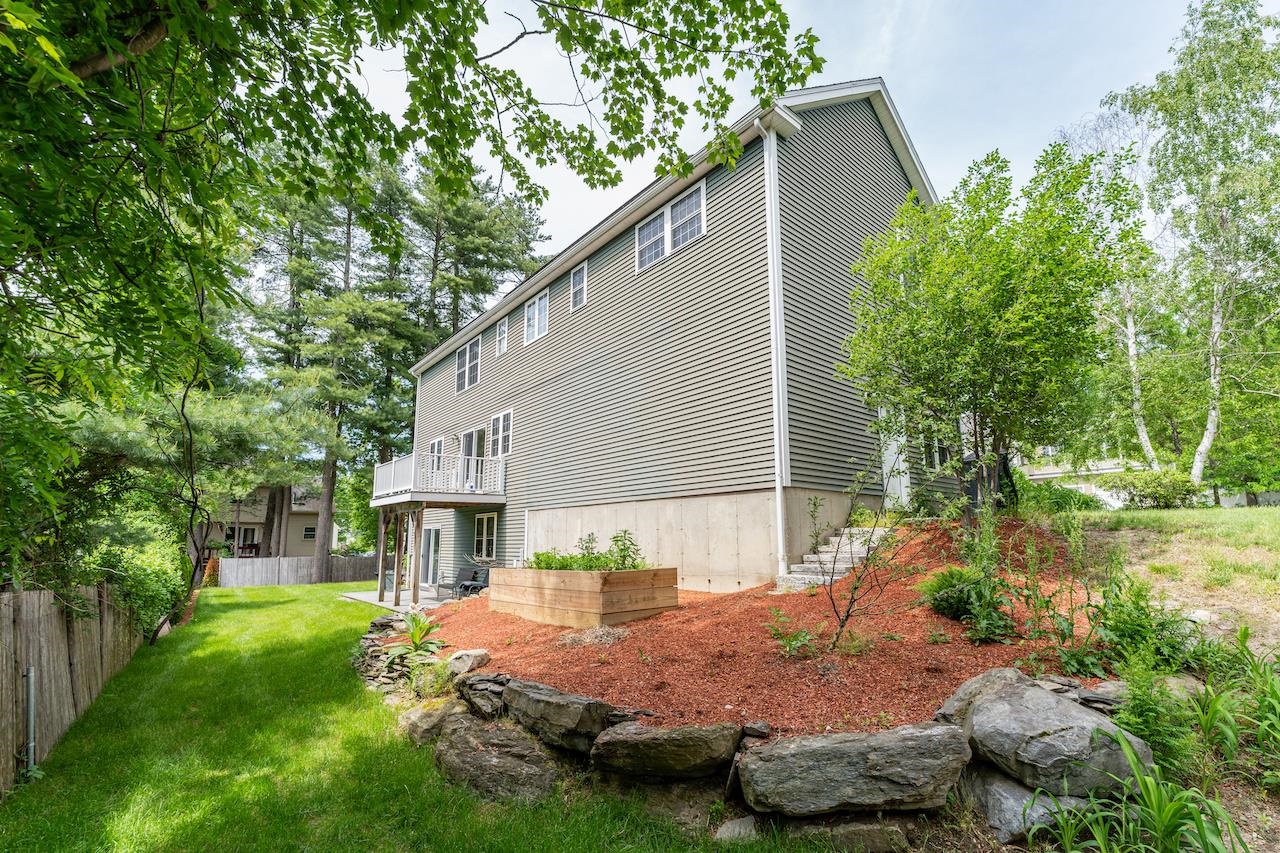 5 Lowther Place