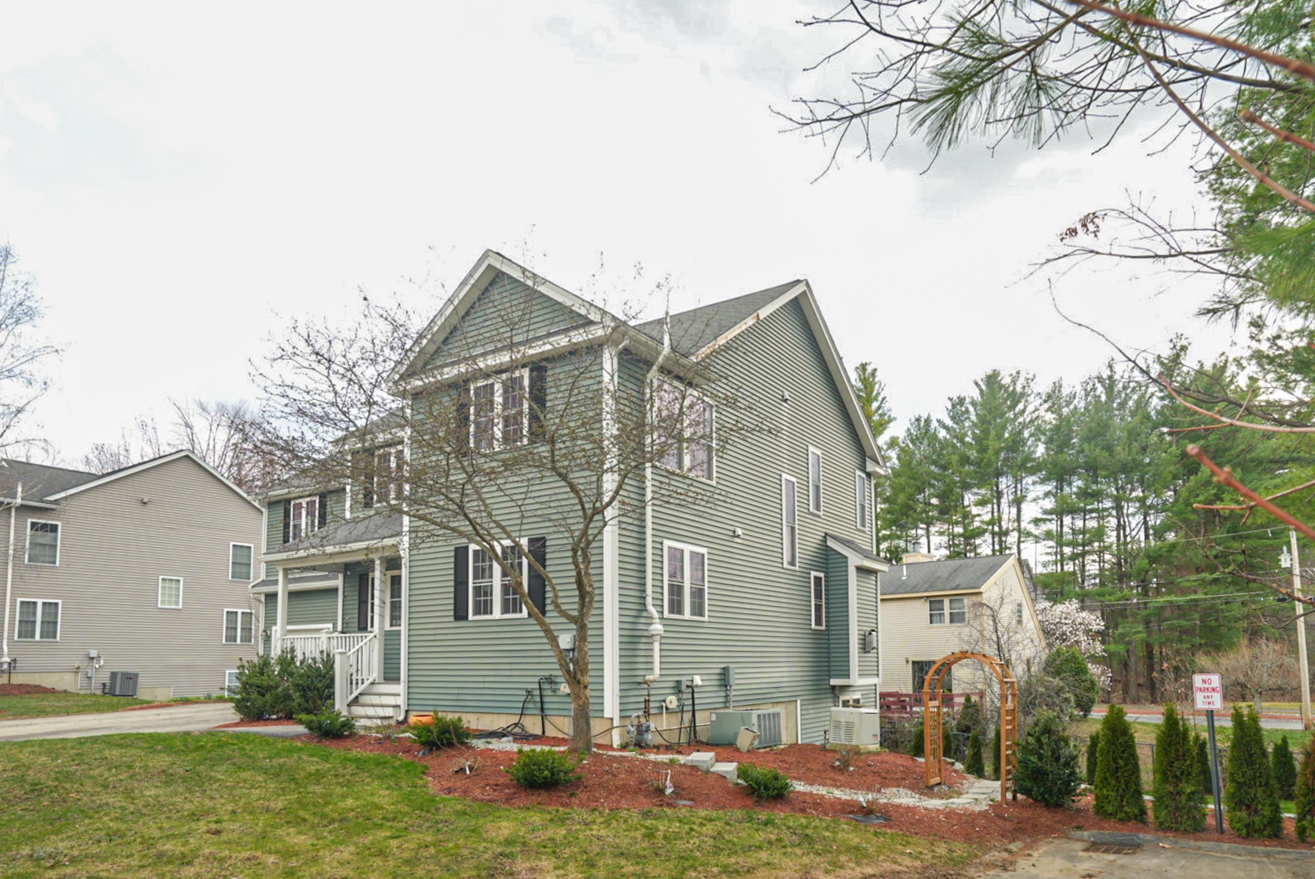 5 Lowther Place