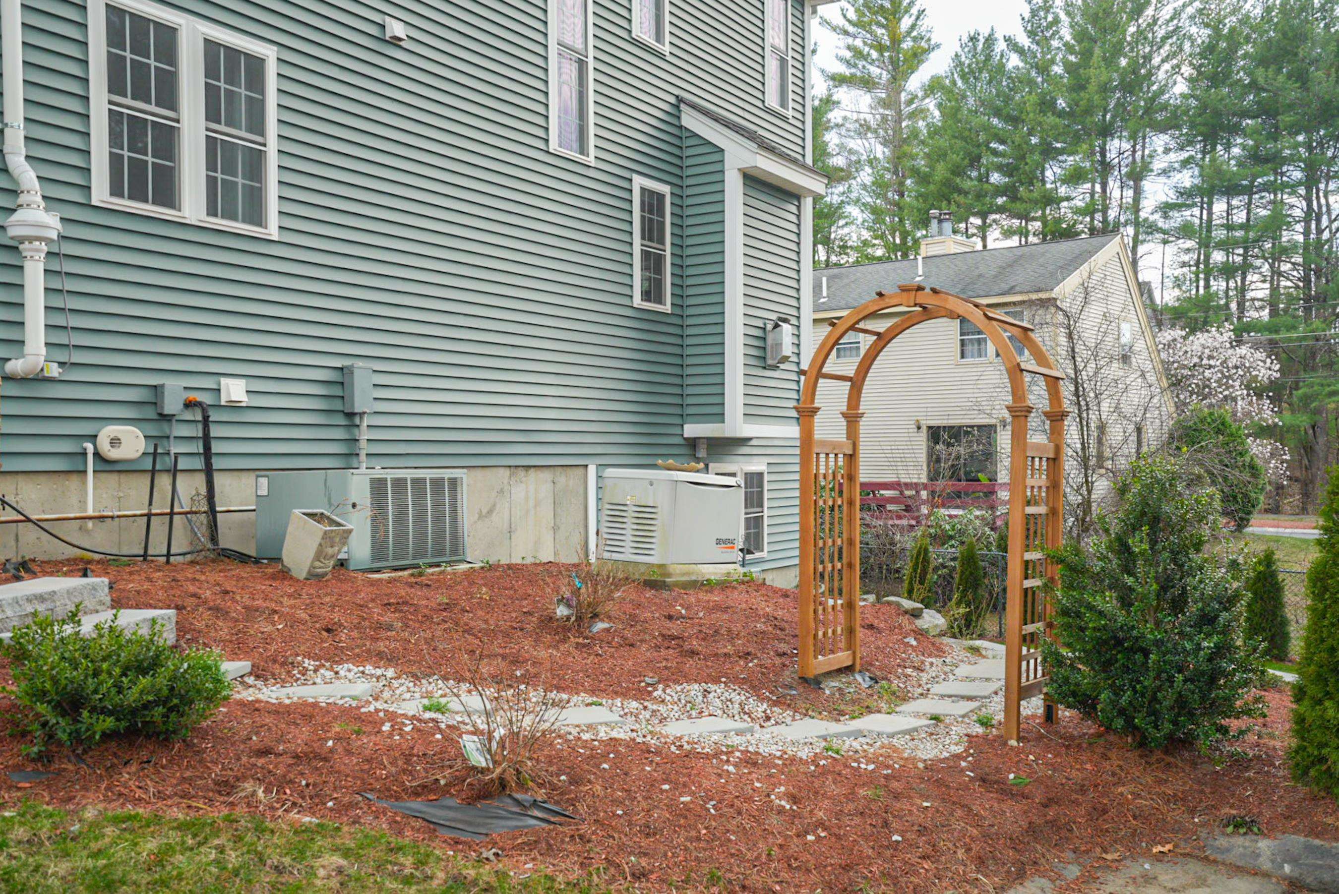5 Lowther Place