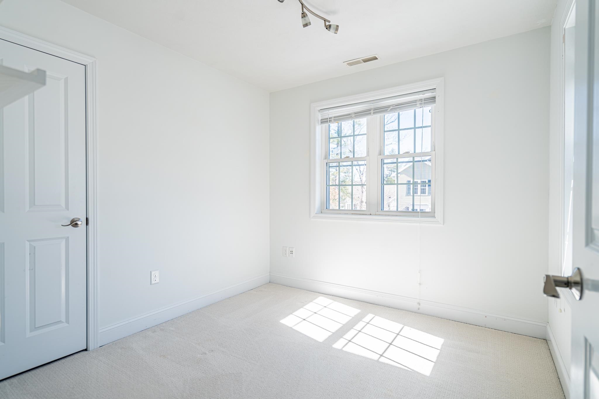 5 Lowther Place