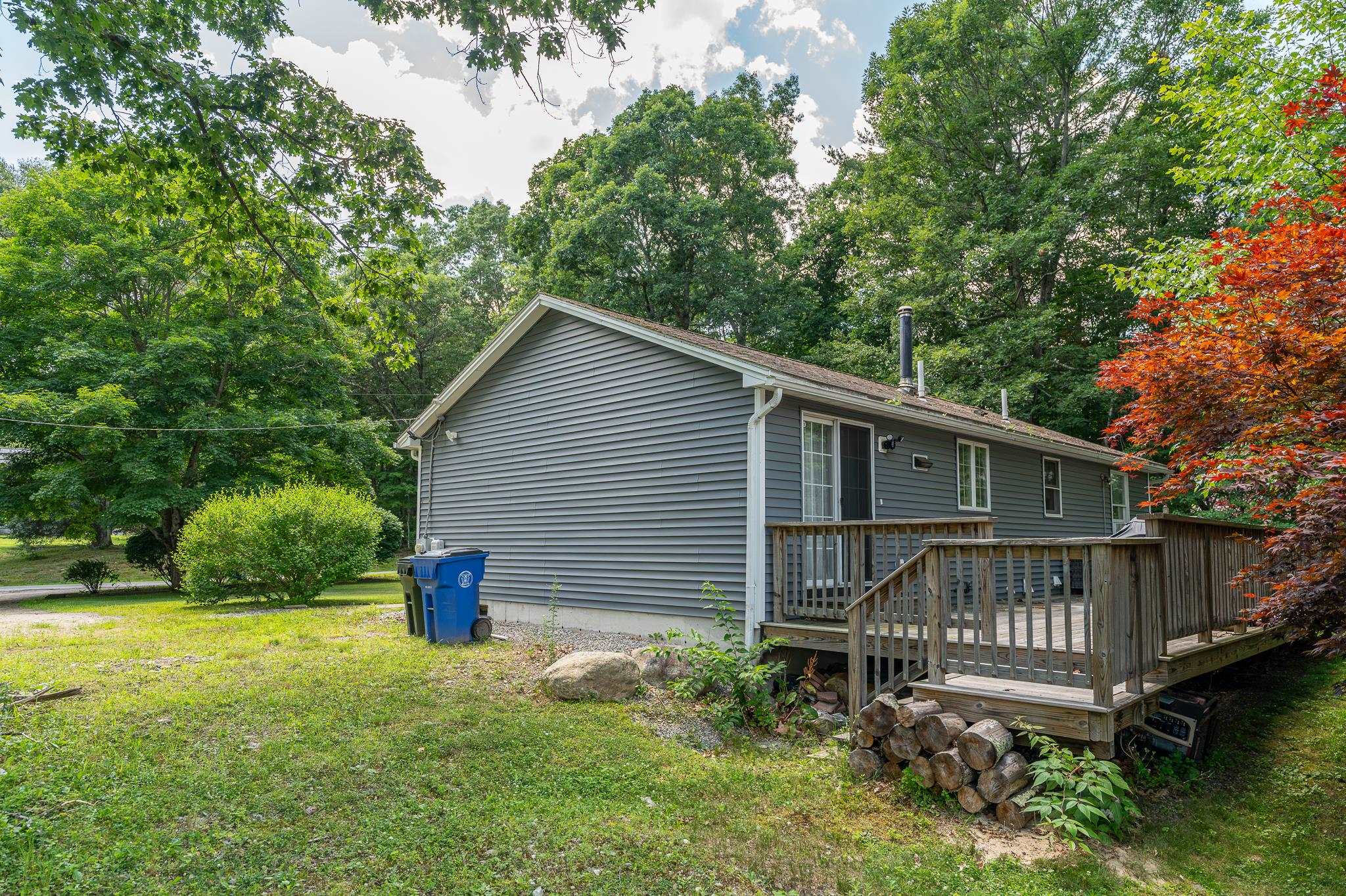 7 Woods Avenue